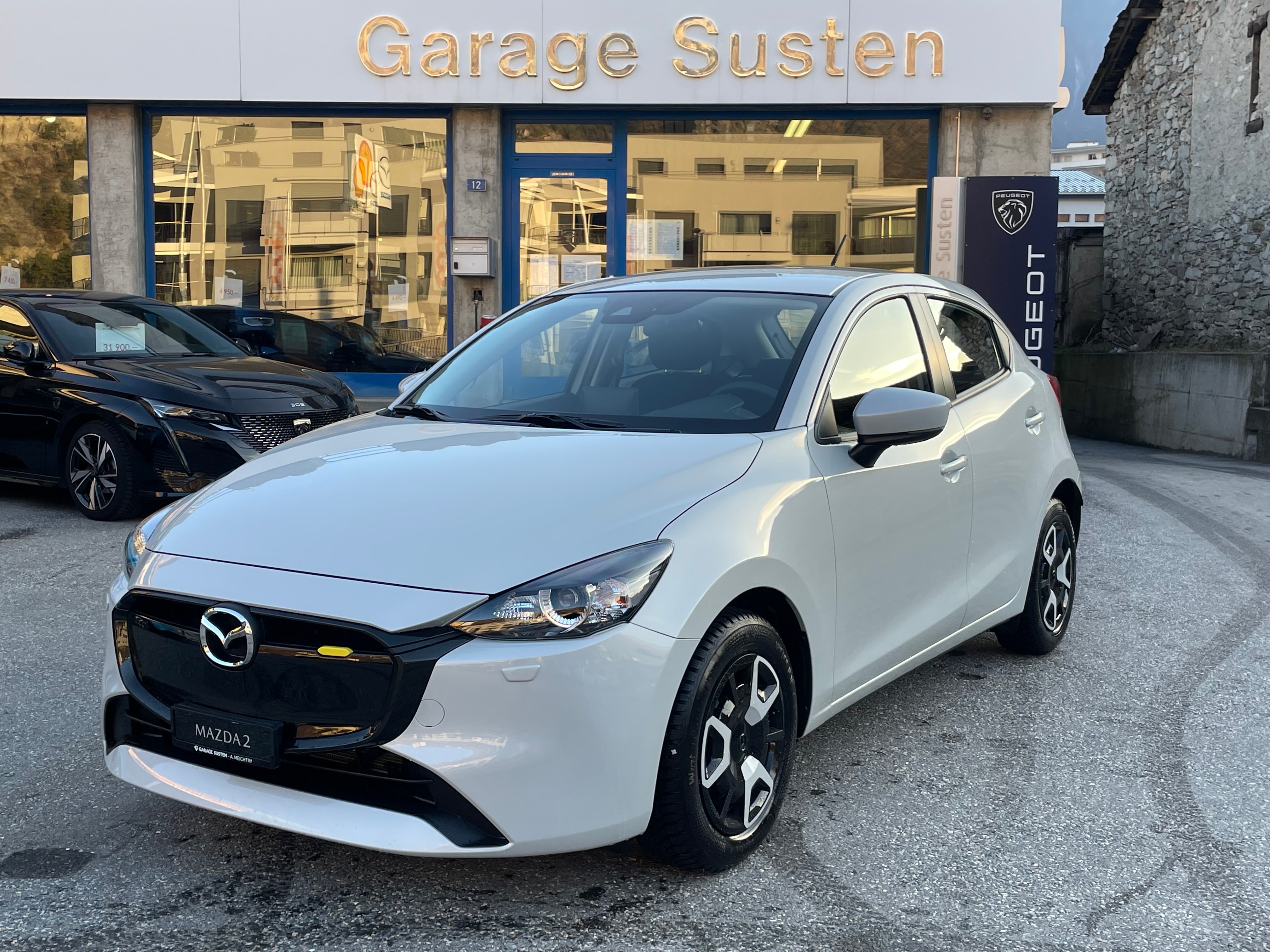 MAZDA 2 SKYACTIV-G 90 Center-Line Automat