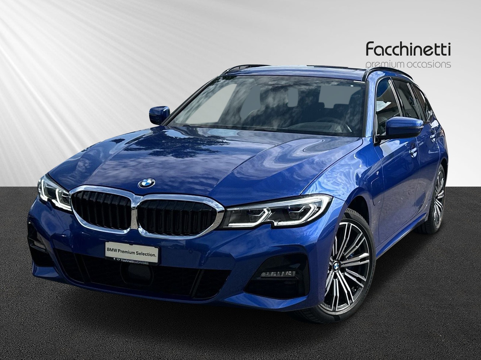 BMW 330e x DriveTouring M Sport Steptronic