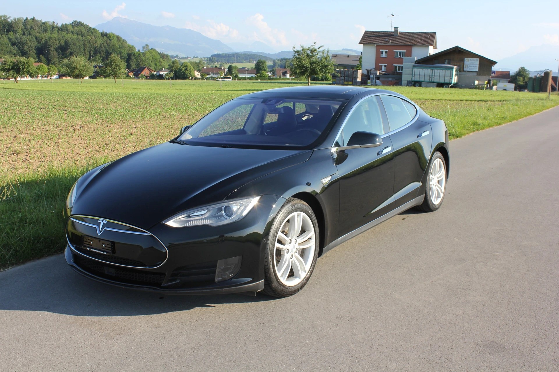 TESLA Model S 70 D 4X4 mit Autopilot