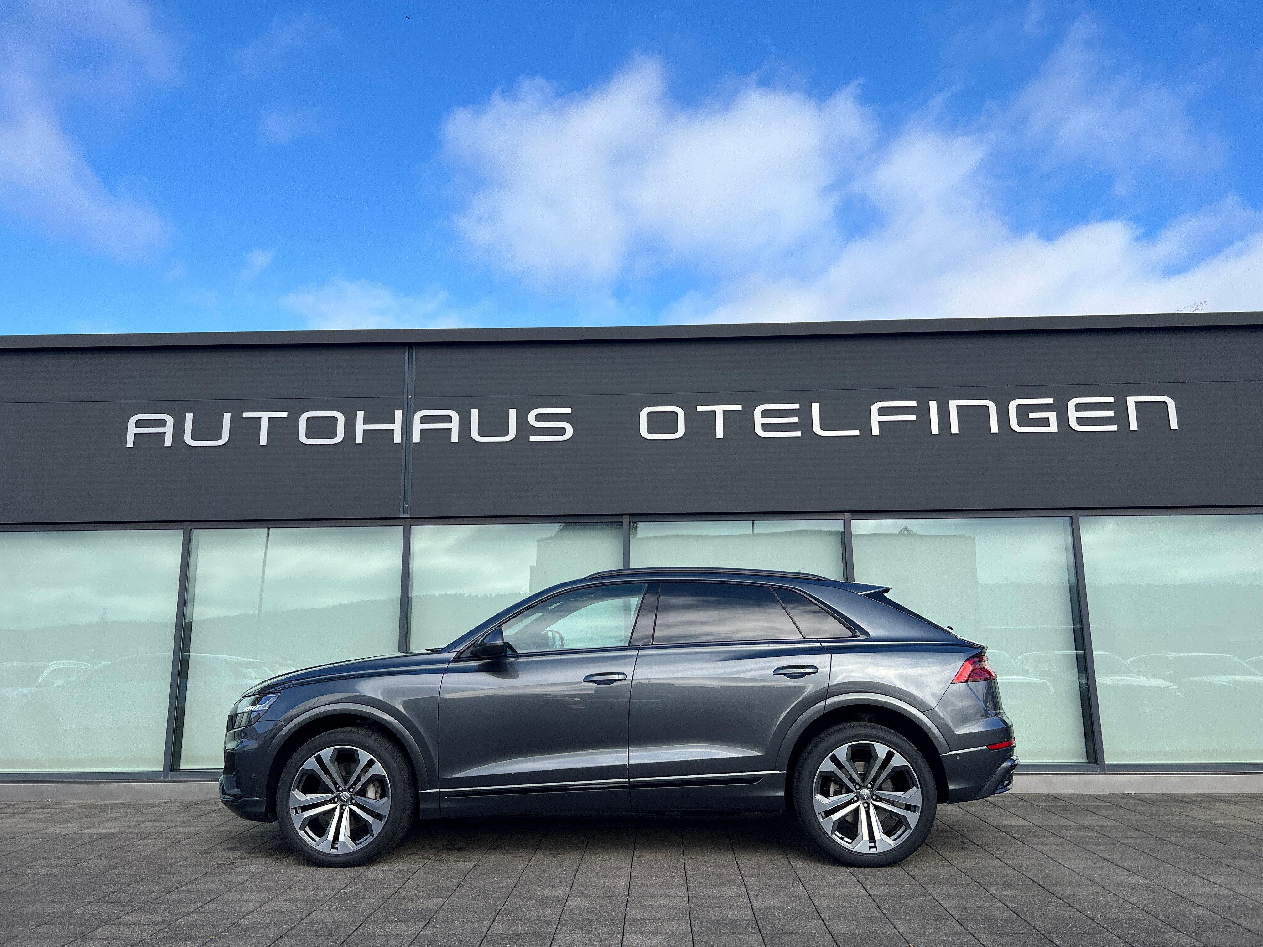 AUDI Q8 55 TFSI quattro tiptronic