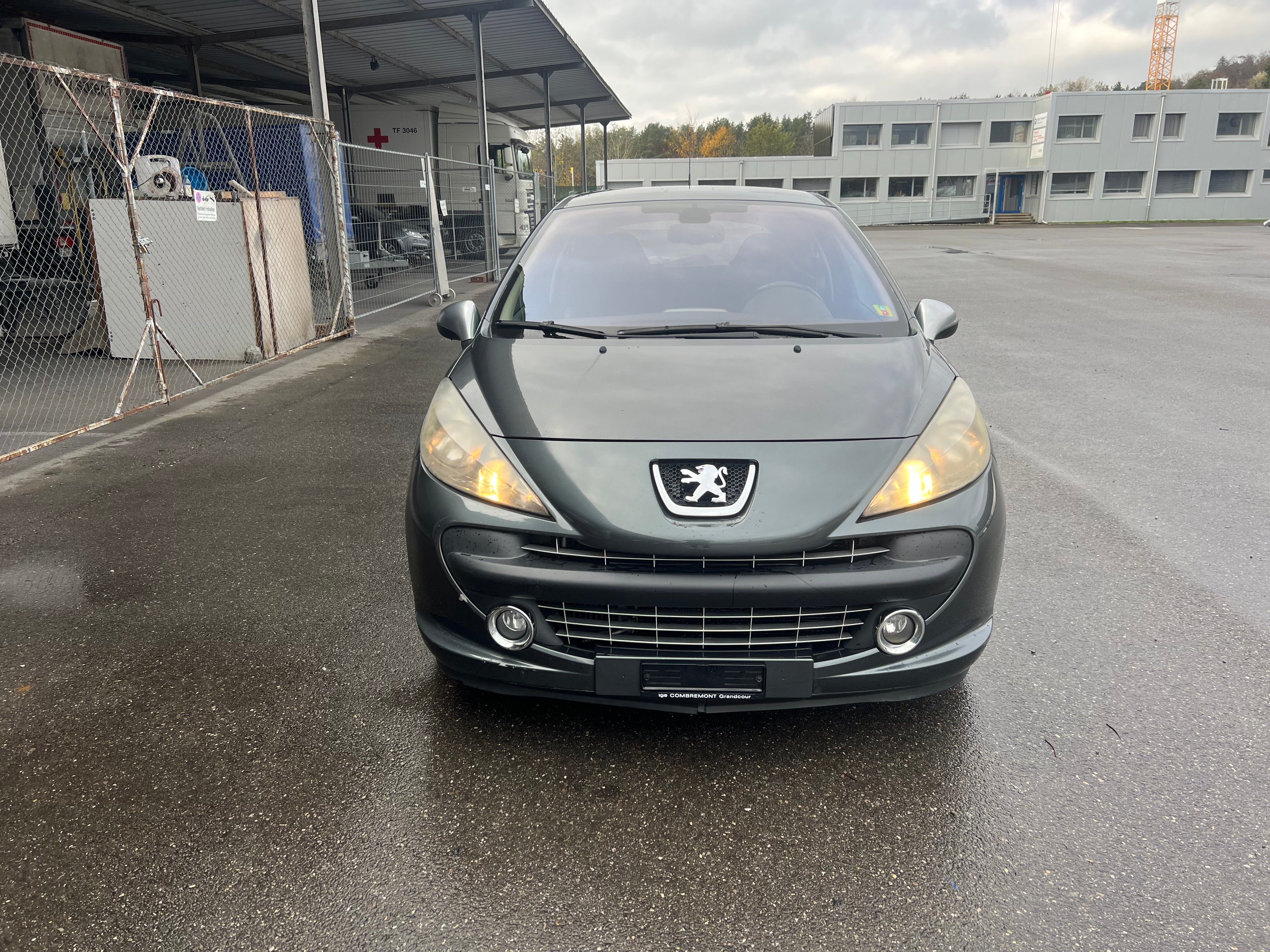 PEUGEOT 207 1.6 16V Turbo GTi