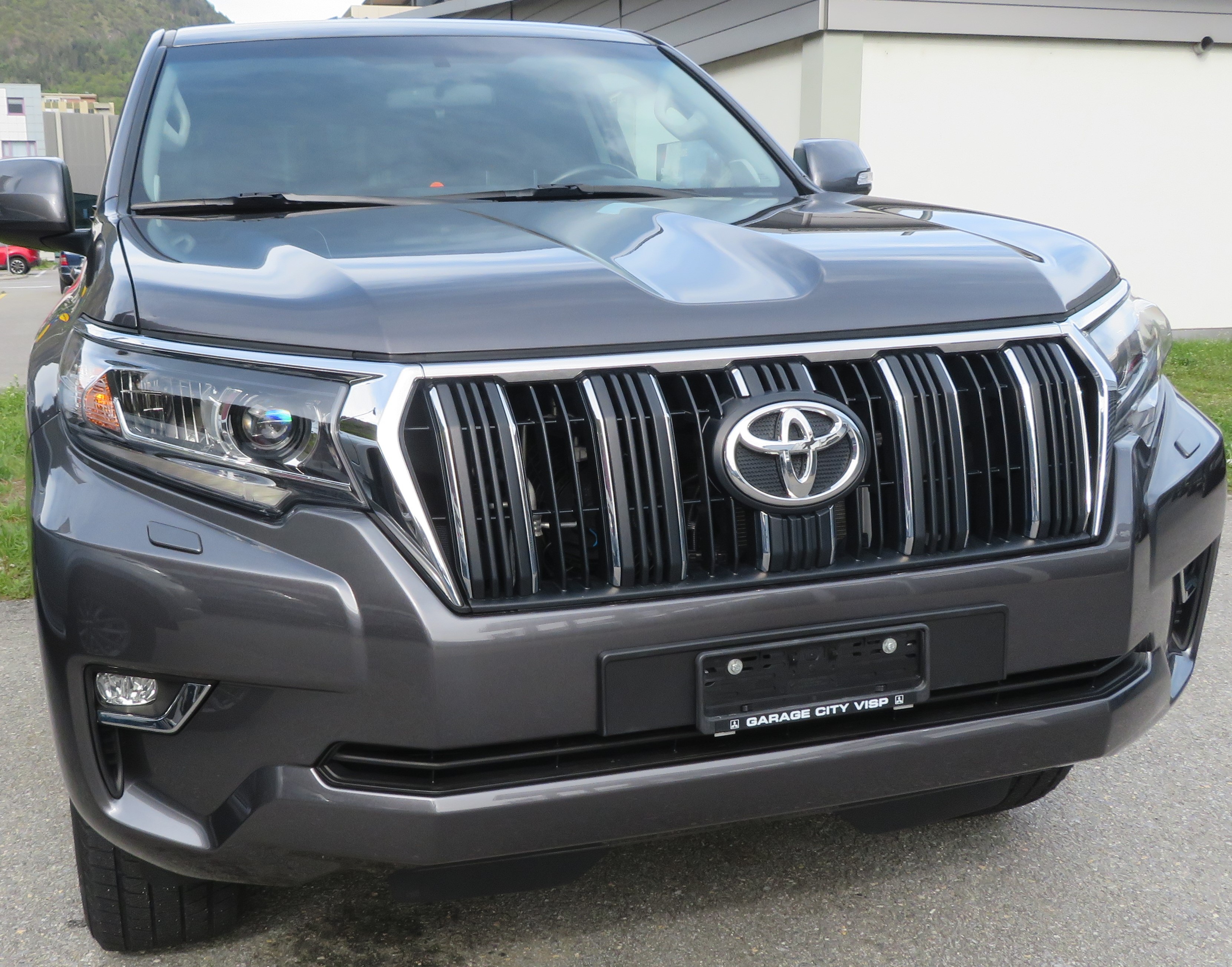 TOYOTA Land Cruiser 2.8TD Comfort Automatic