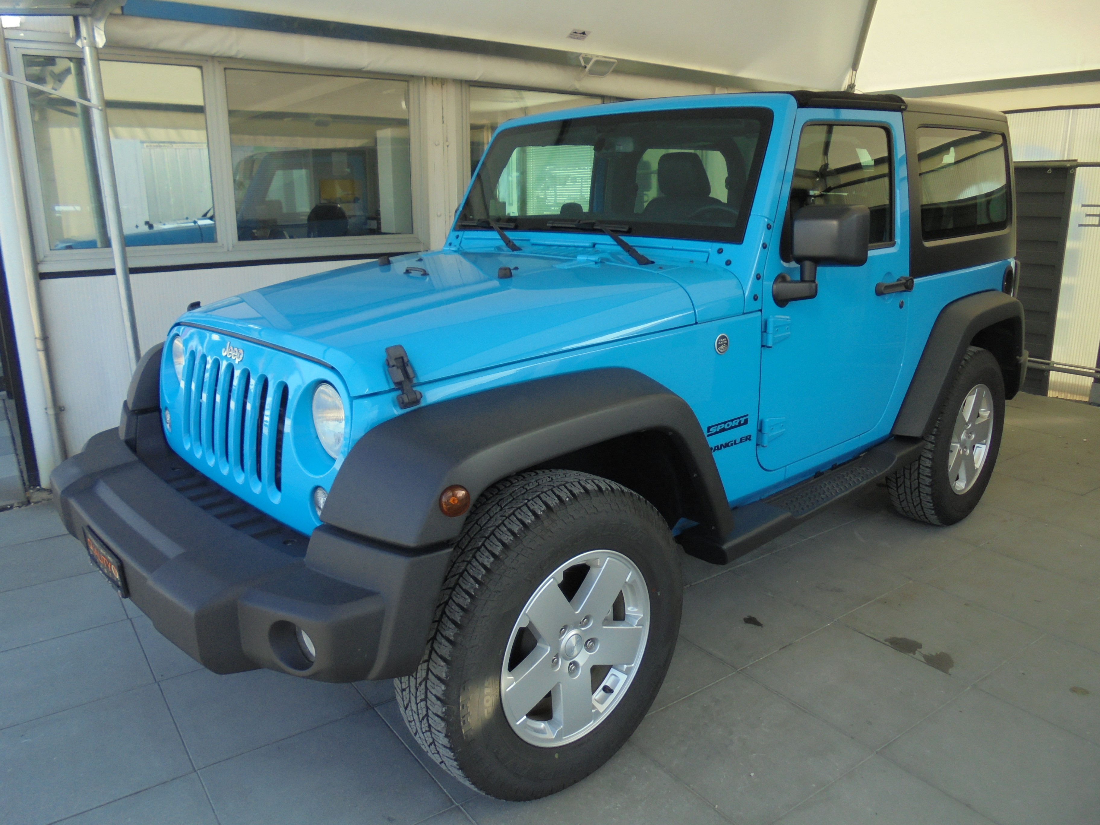 JEEP Wrangler 2.8 CRD Sport Automatic softtop