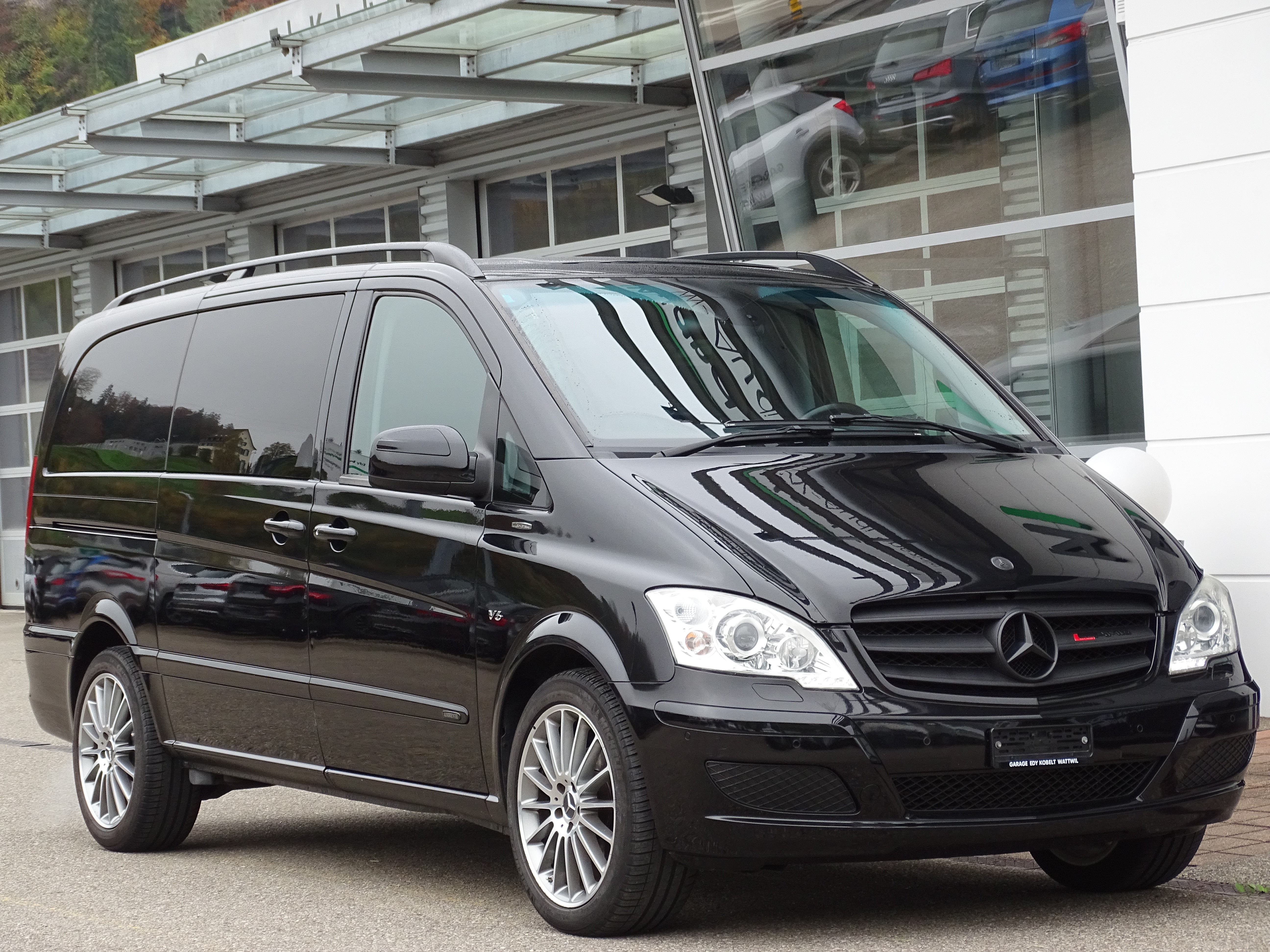 MERCEDES-BENZ Viano 3.0 CDI Blue Efficiency Ambiente L A **BEHINDERTGERECHTER UMBAU**