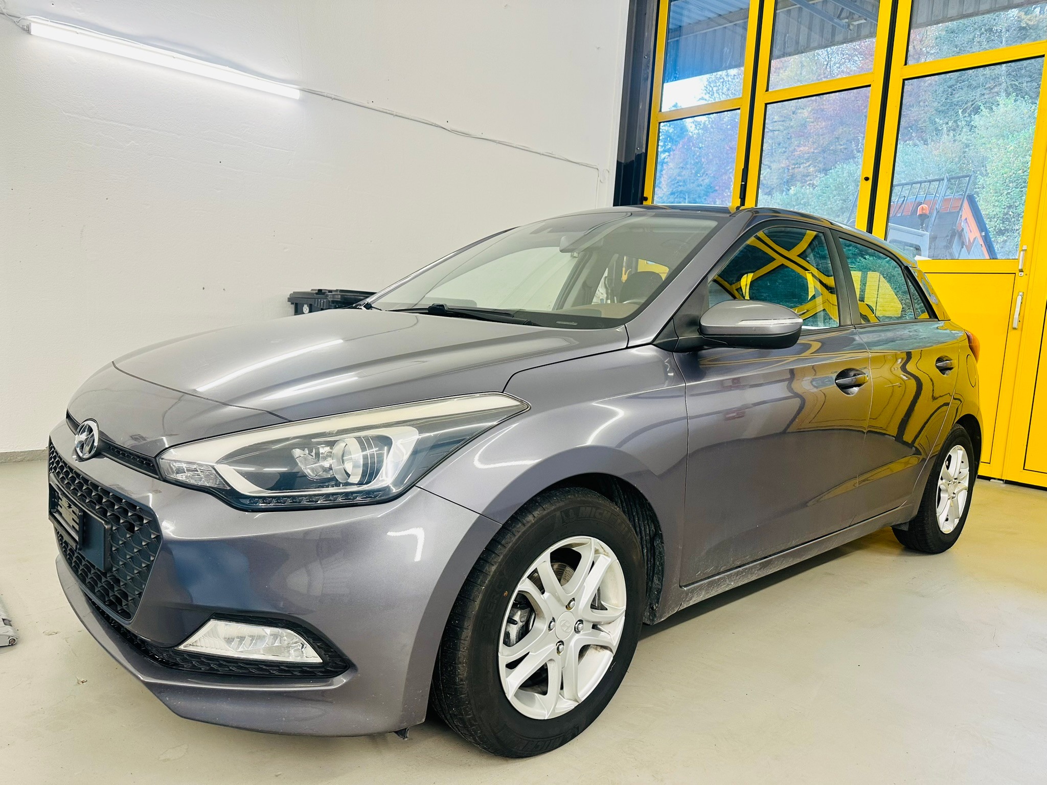 HYUNDAI i20 1.2 Amplia