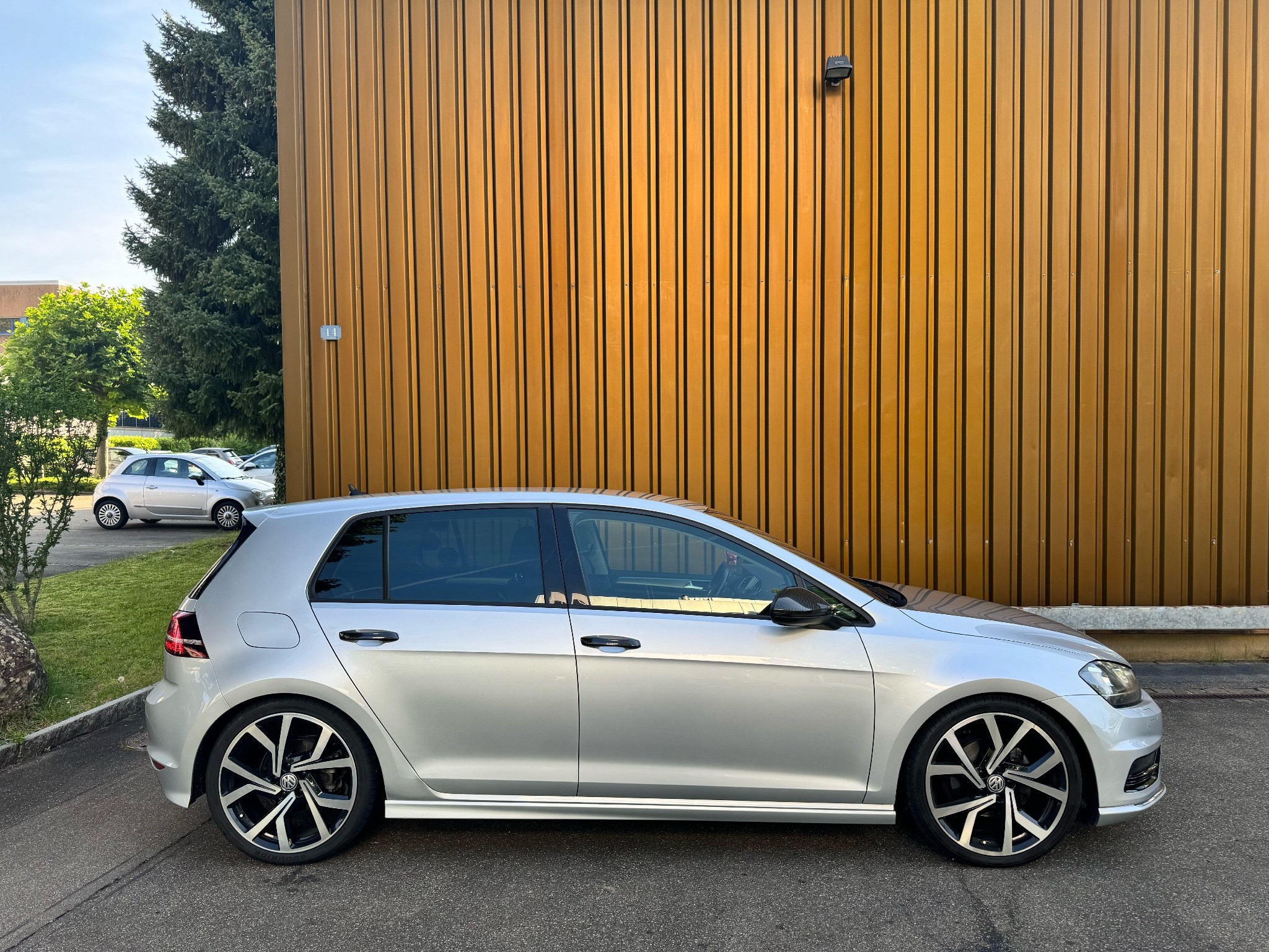 VW Golf 1.6 TDI R-Line Design 4Motion