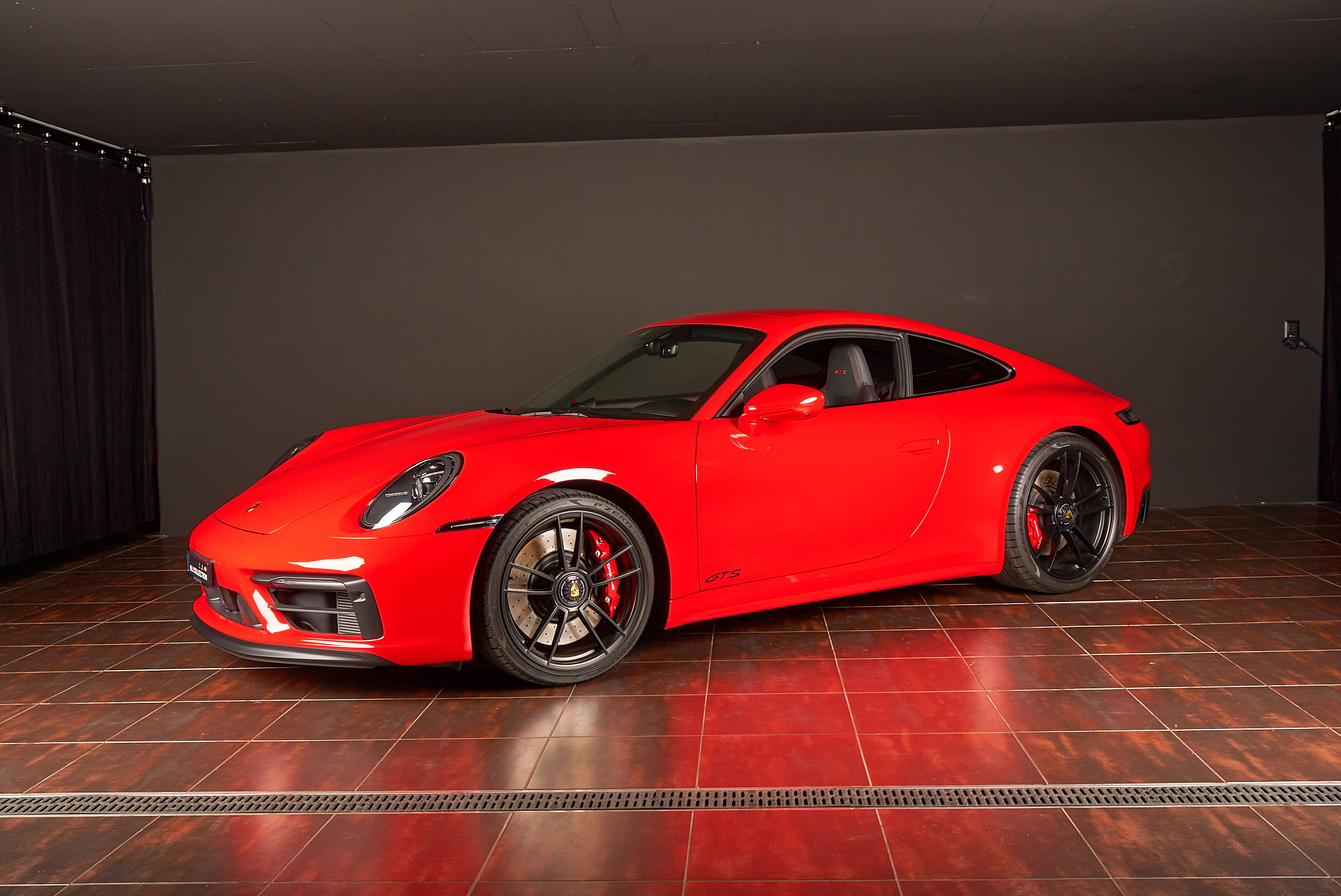 PORSCHE 911 Carrera 4 GTS PDK