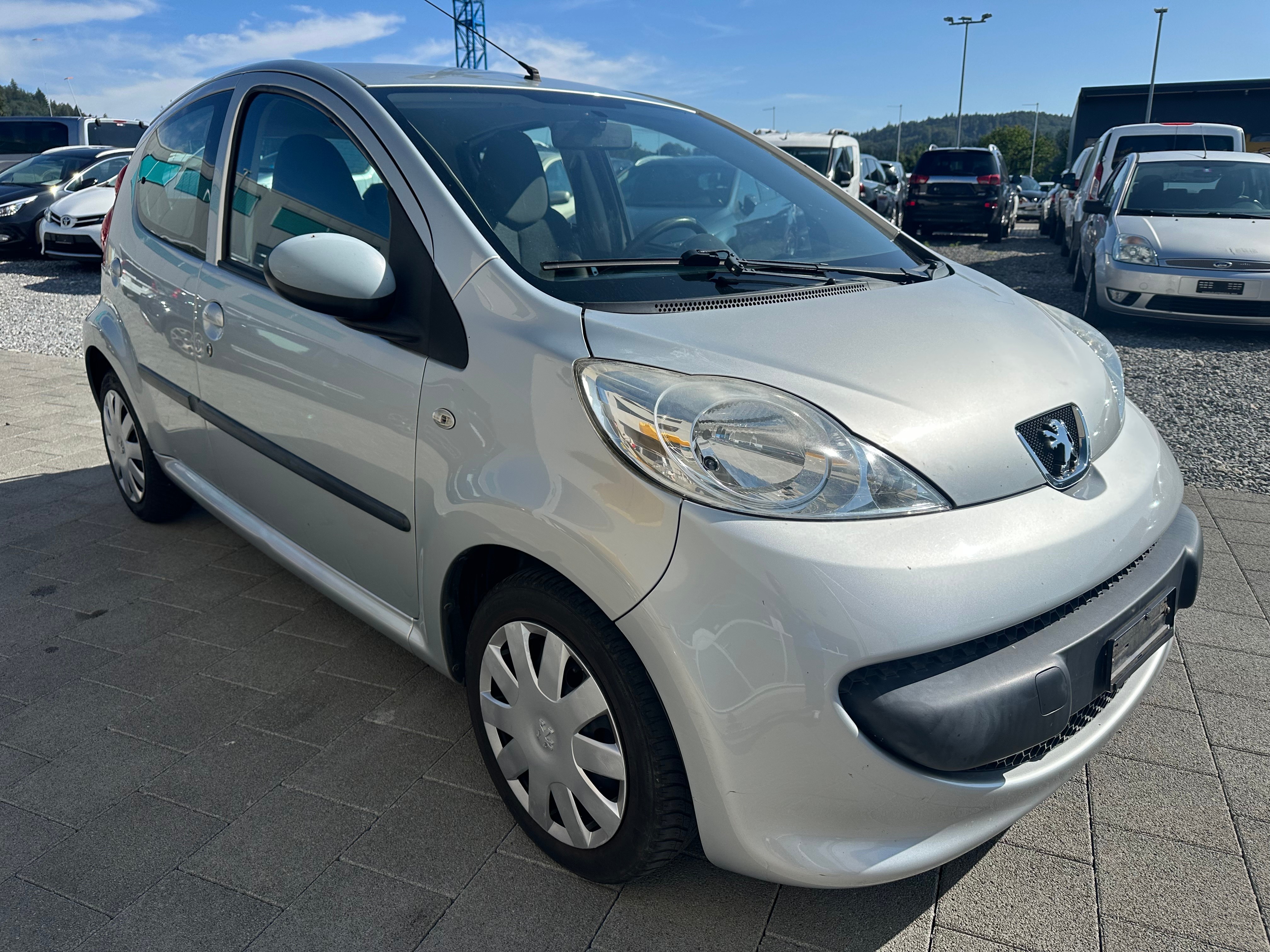 PEUGEOT 107 1.0 City Move 2-Tronic