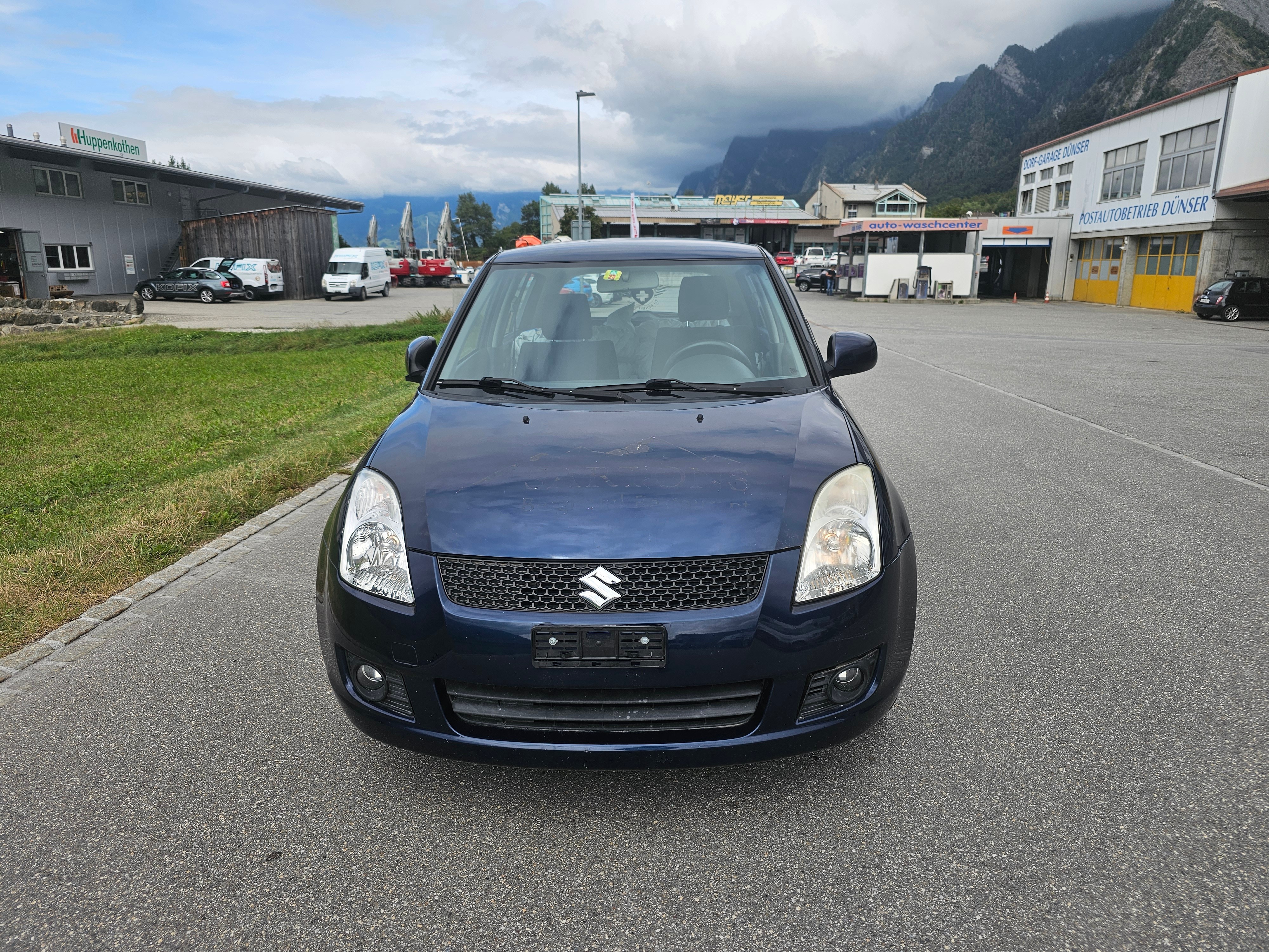 SUZUKI Swift 1.3i 16V GL Top Piz Sulai LE 4x4