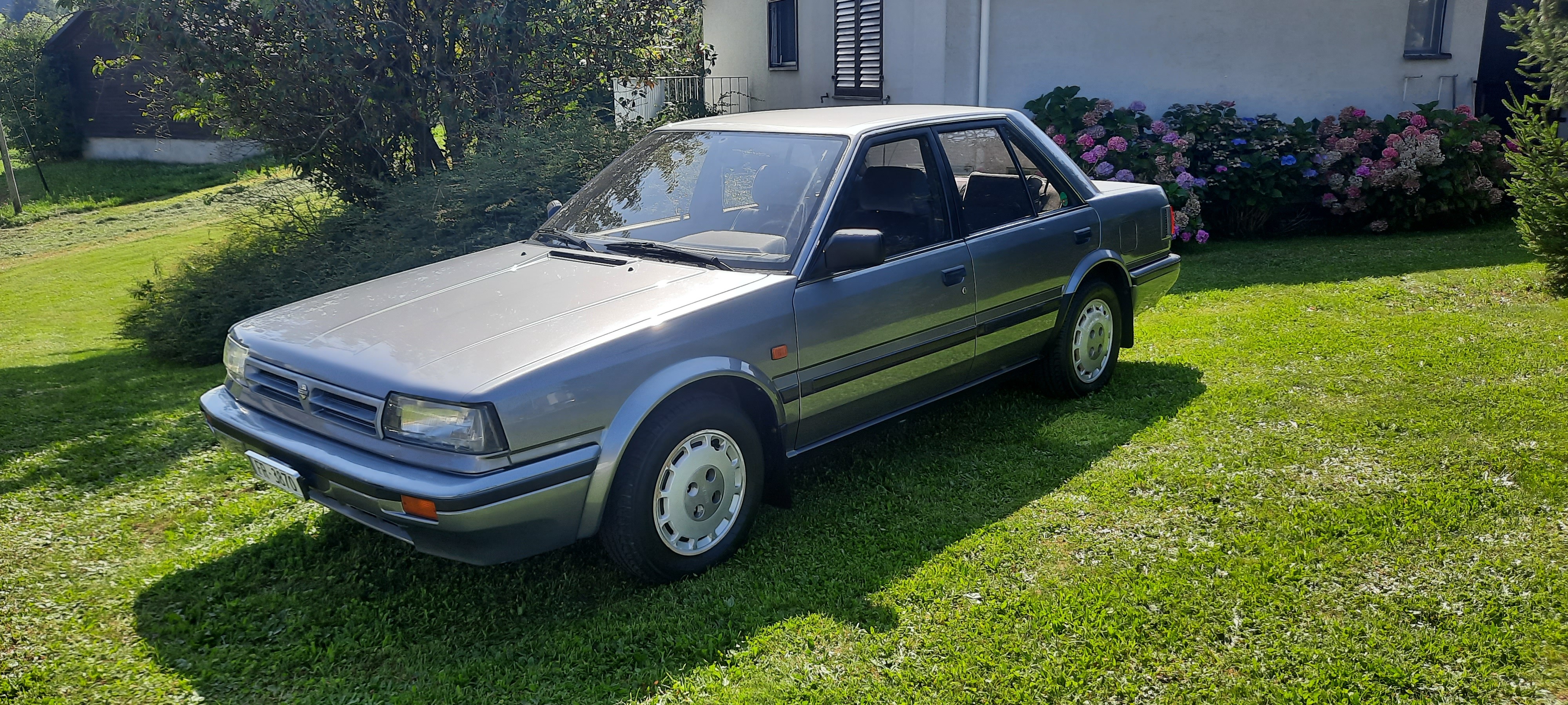 NISSAN Bluebird 2.0 E/SLX