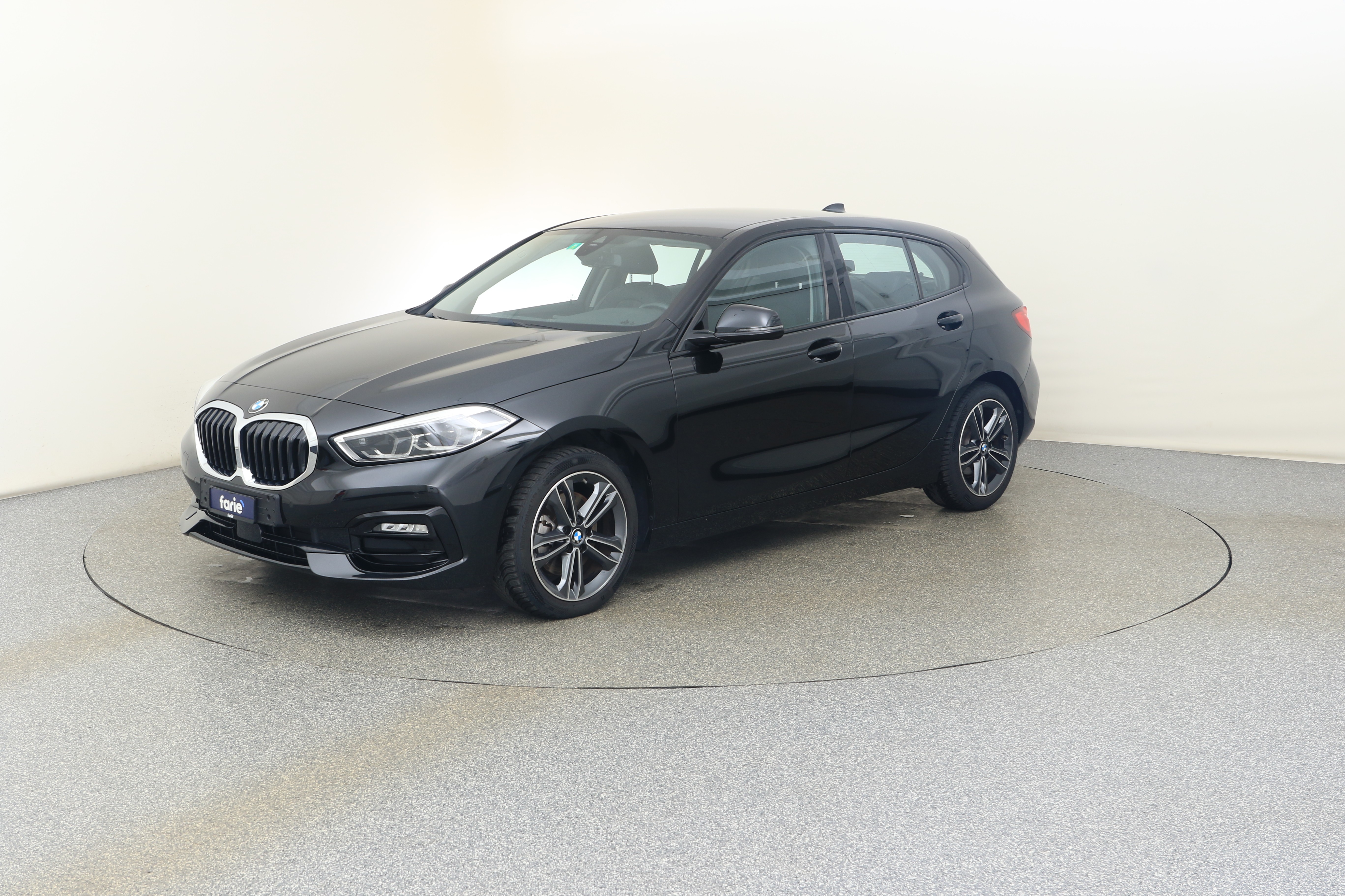 BMW 118i Sport Line Steptronic