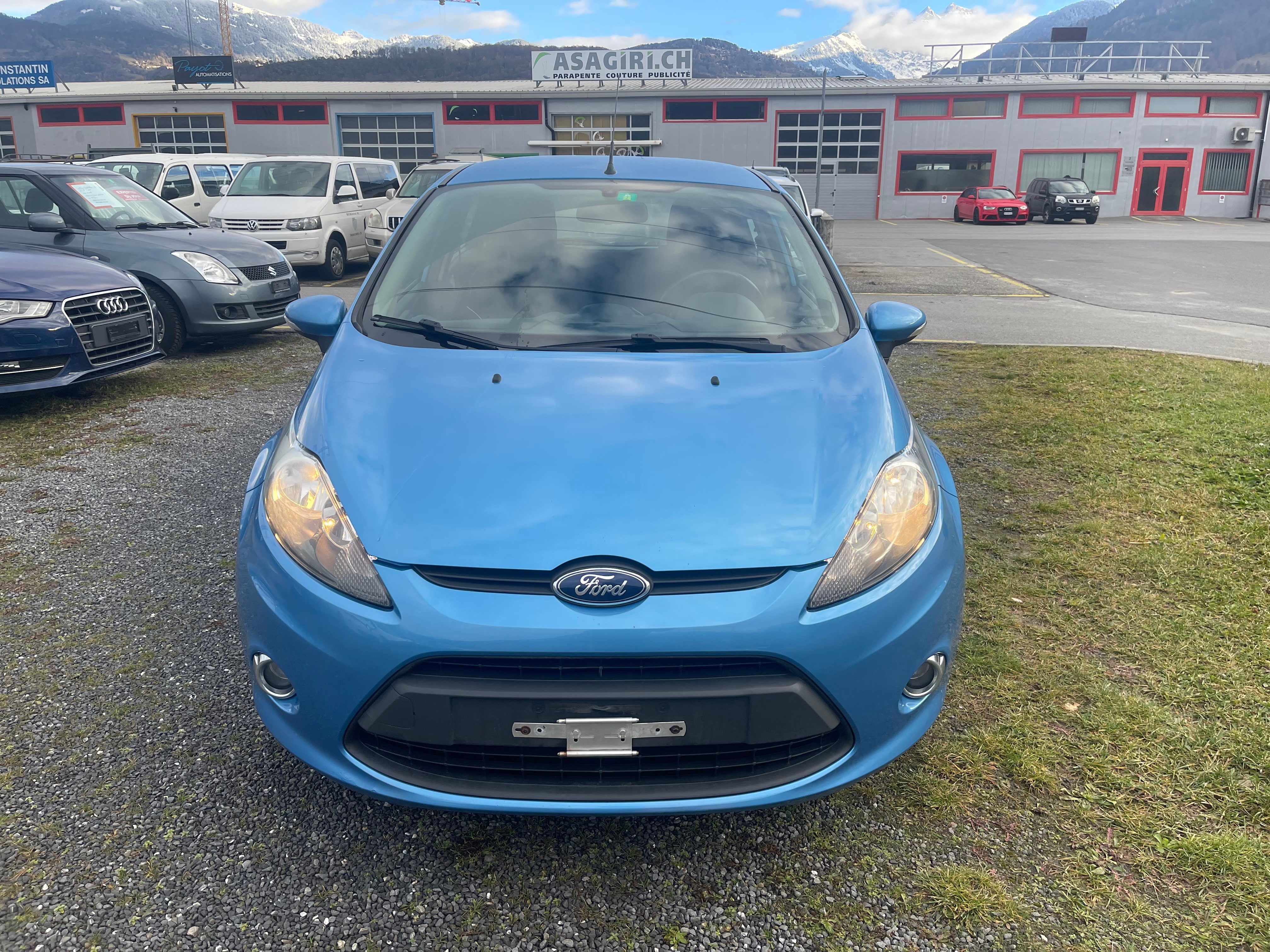 FORD Fiesta 1.4 16V Titanium