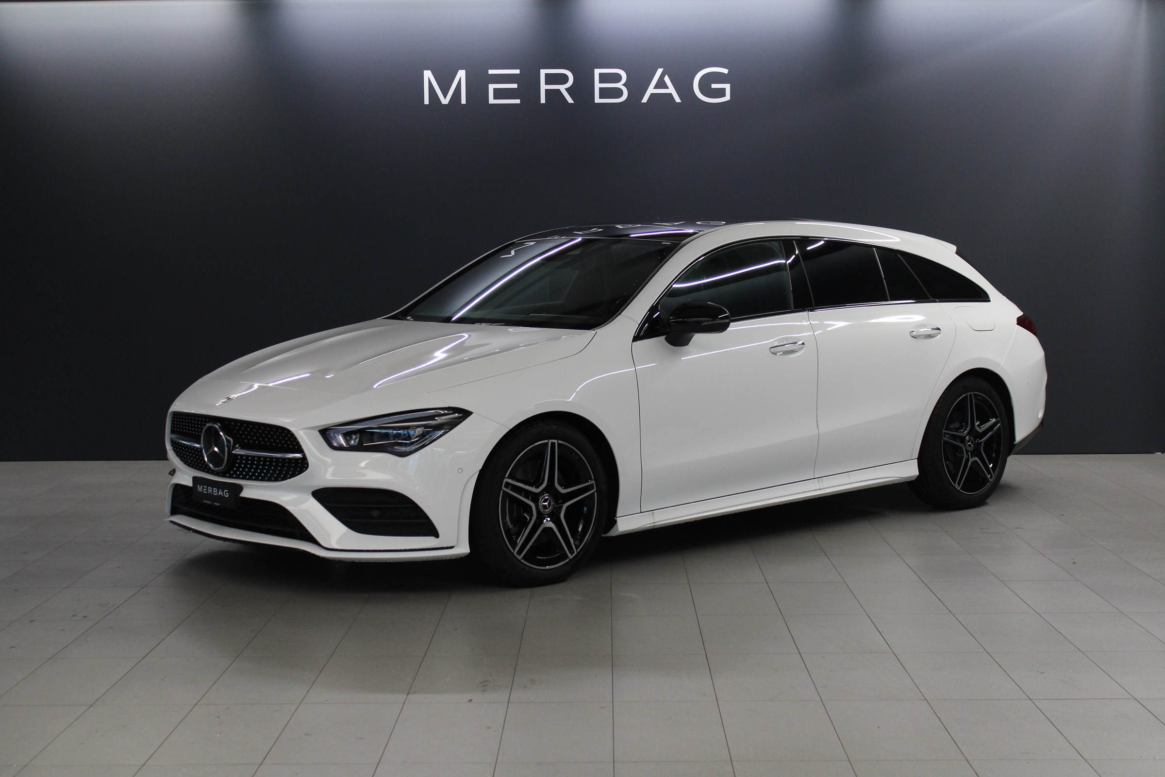 MERCEDES-BENZ CLA SB 200 AMG Line 7G