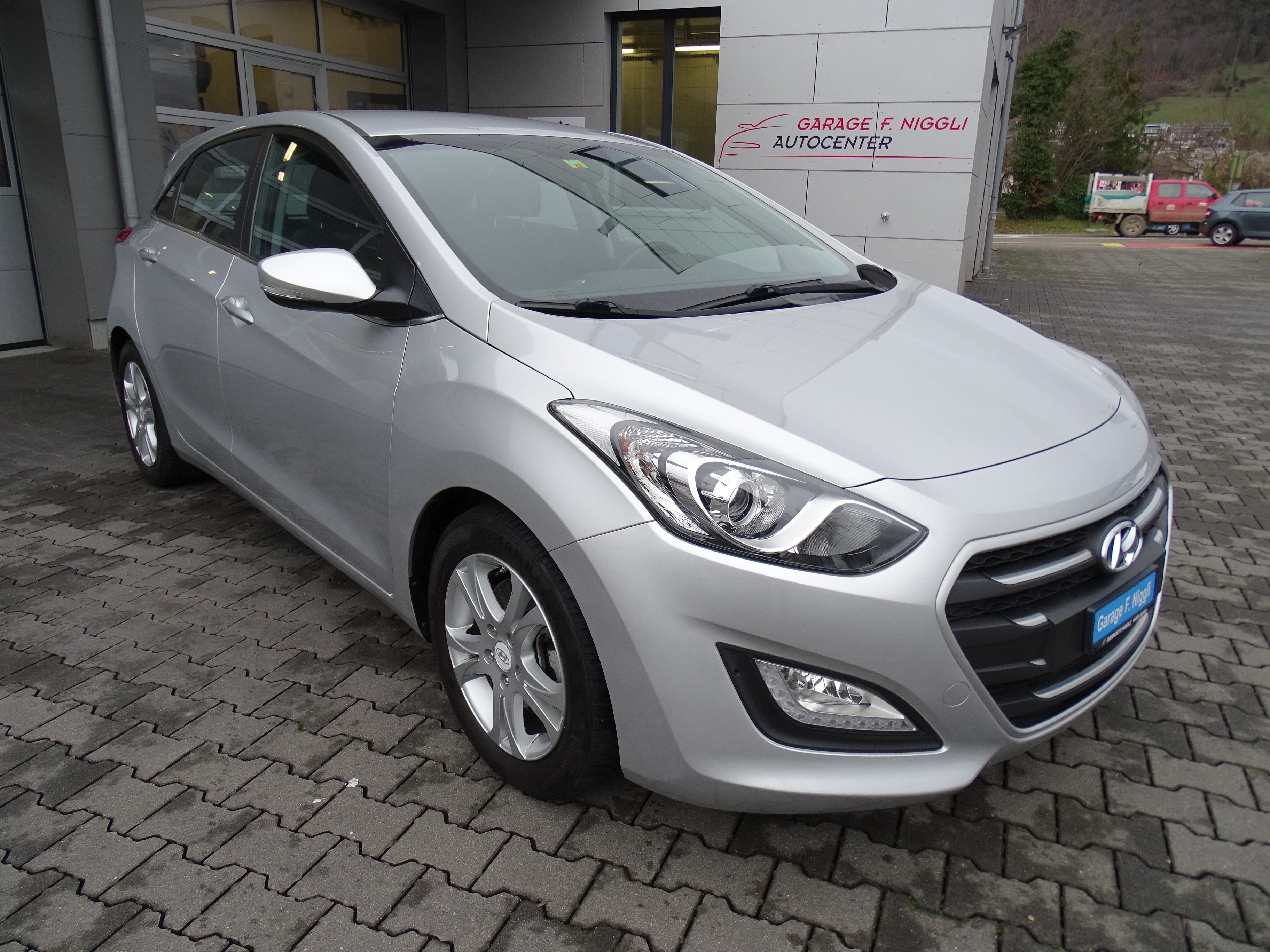 HYUNDAI i30 1.6 CRDi Plena Automatic DCT