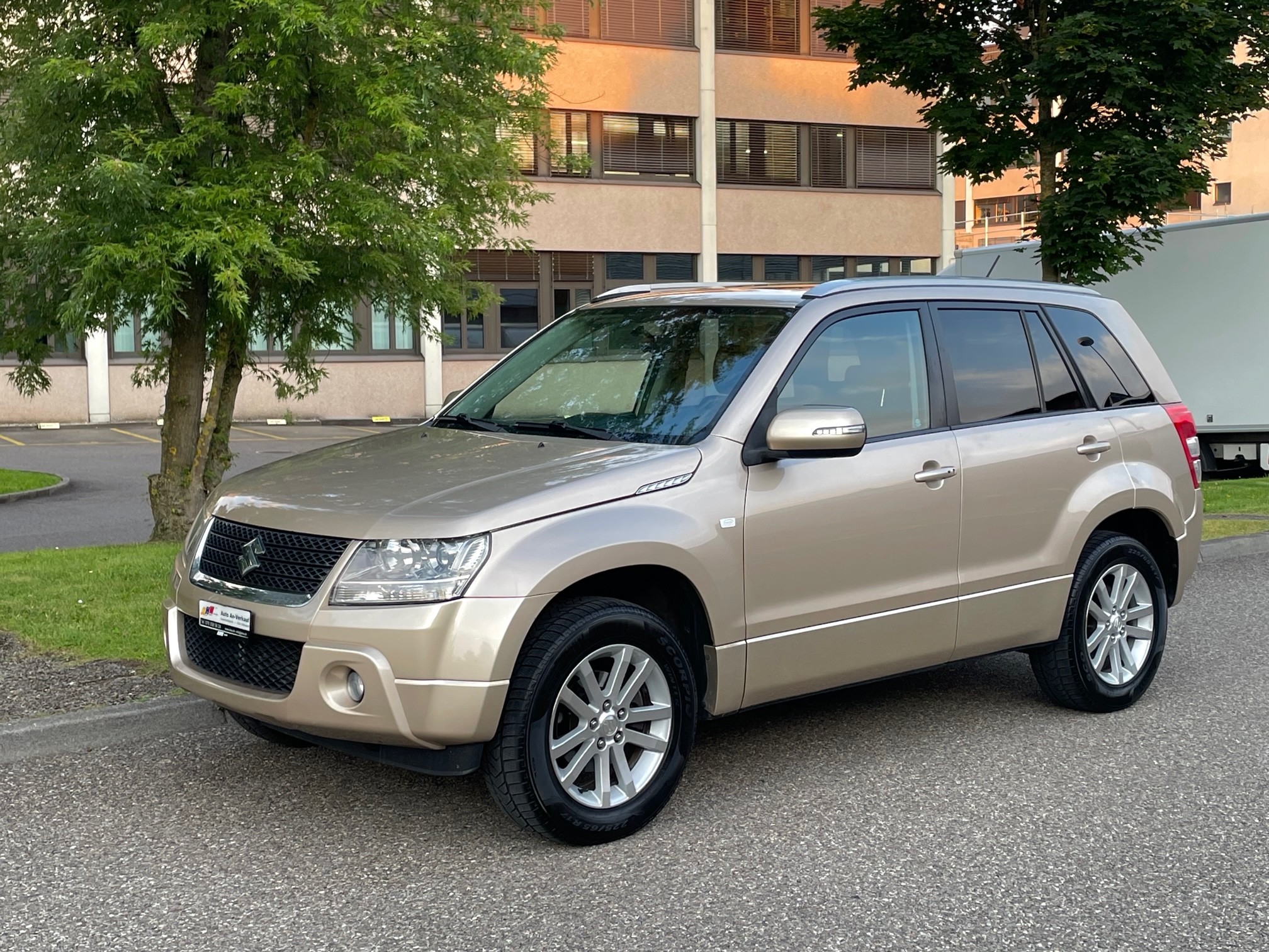 SUZUKI Grand Vitara 2.4 16V GL Top Automatic 100th anniversary