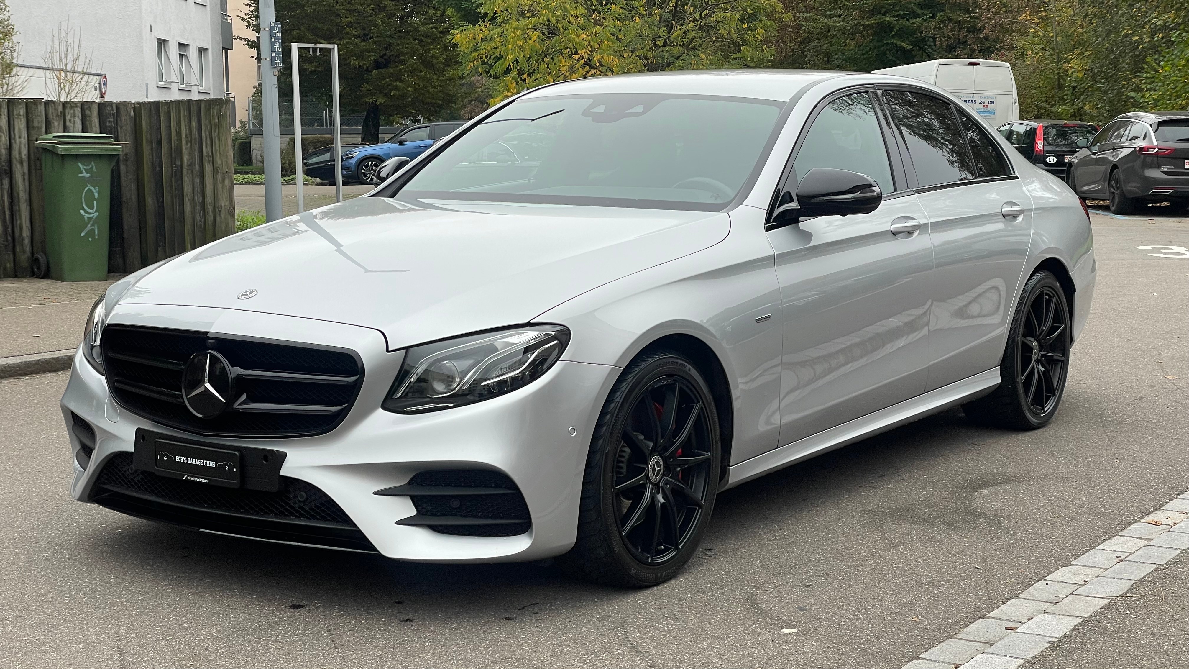 MERCEDES-BENZ E 300 d AMG Line 9G-Tronic