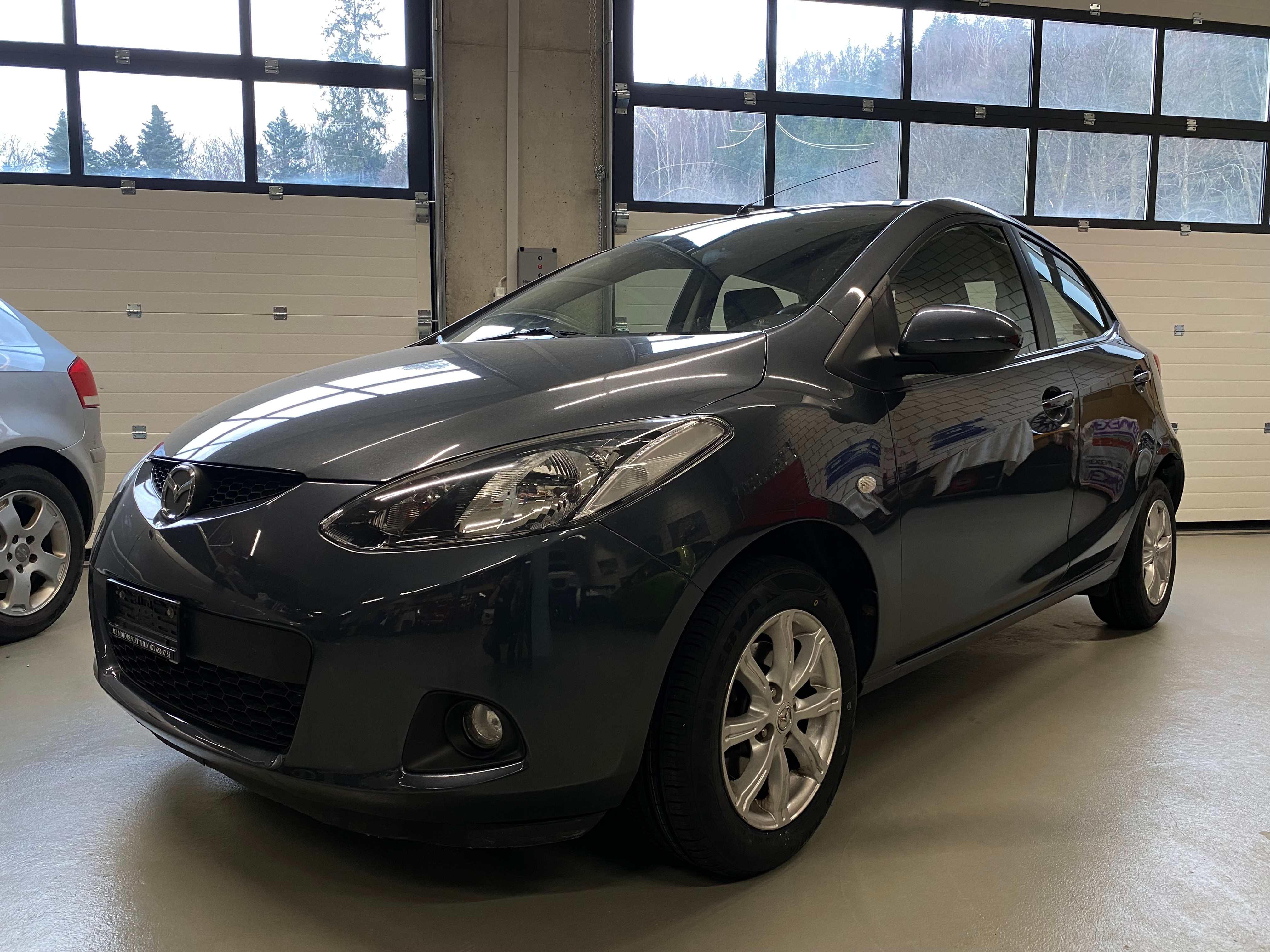 MAZDA 2 1.3i 16V Exclusive