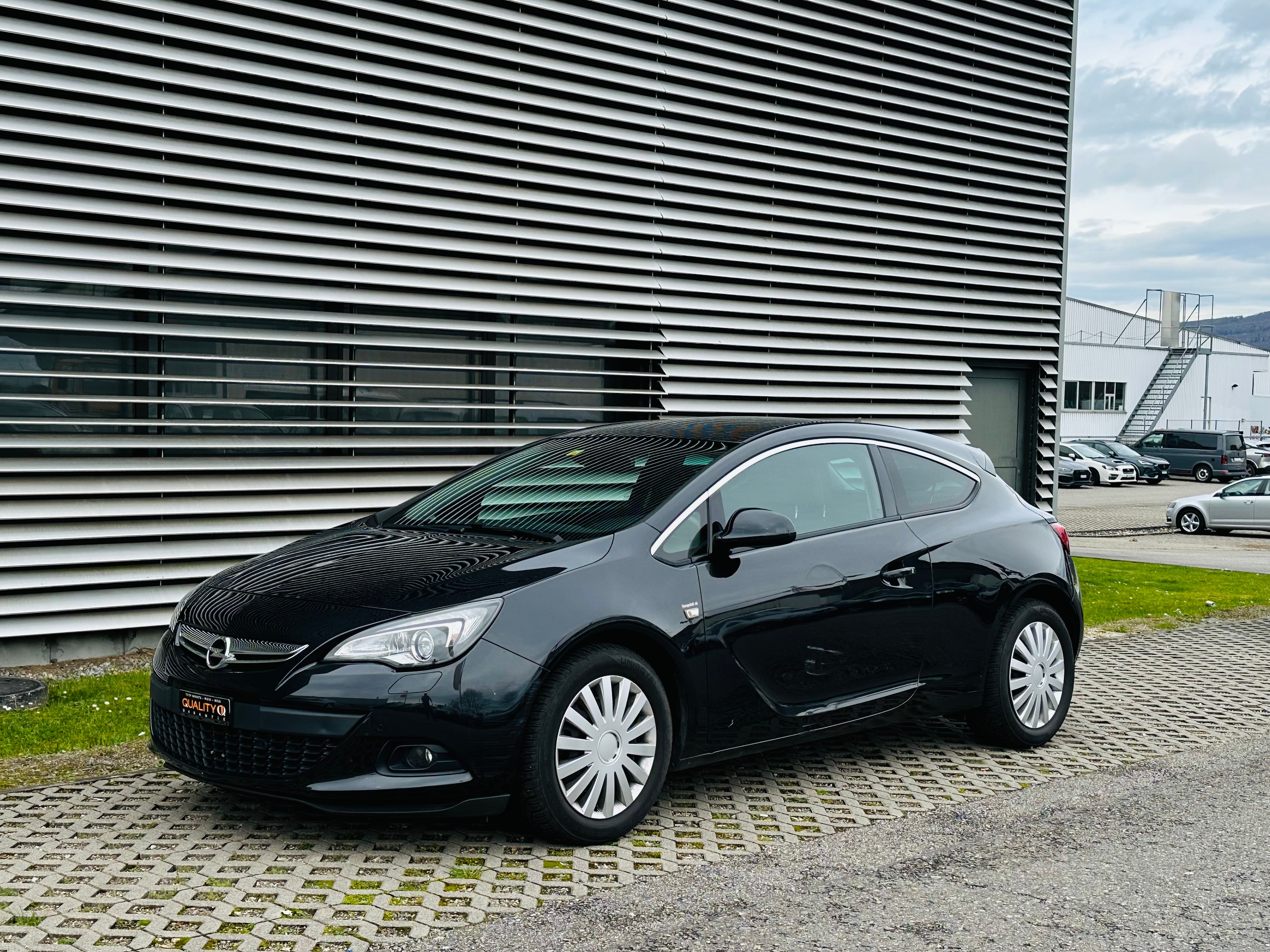 OPEL Astra GTC 1.6i 16V Sport