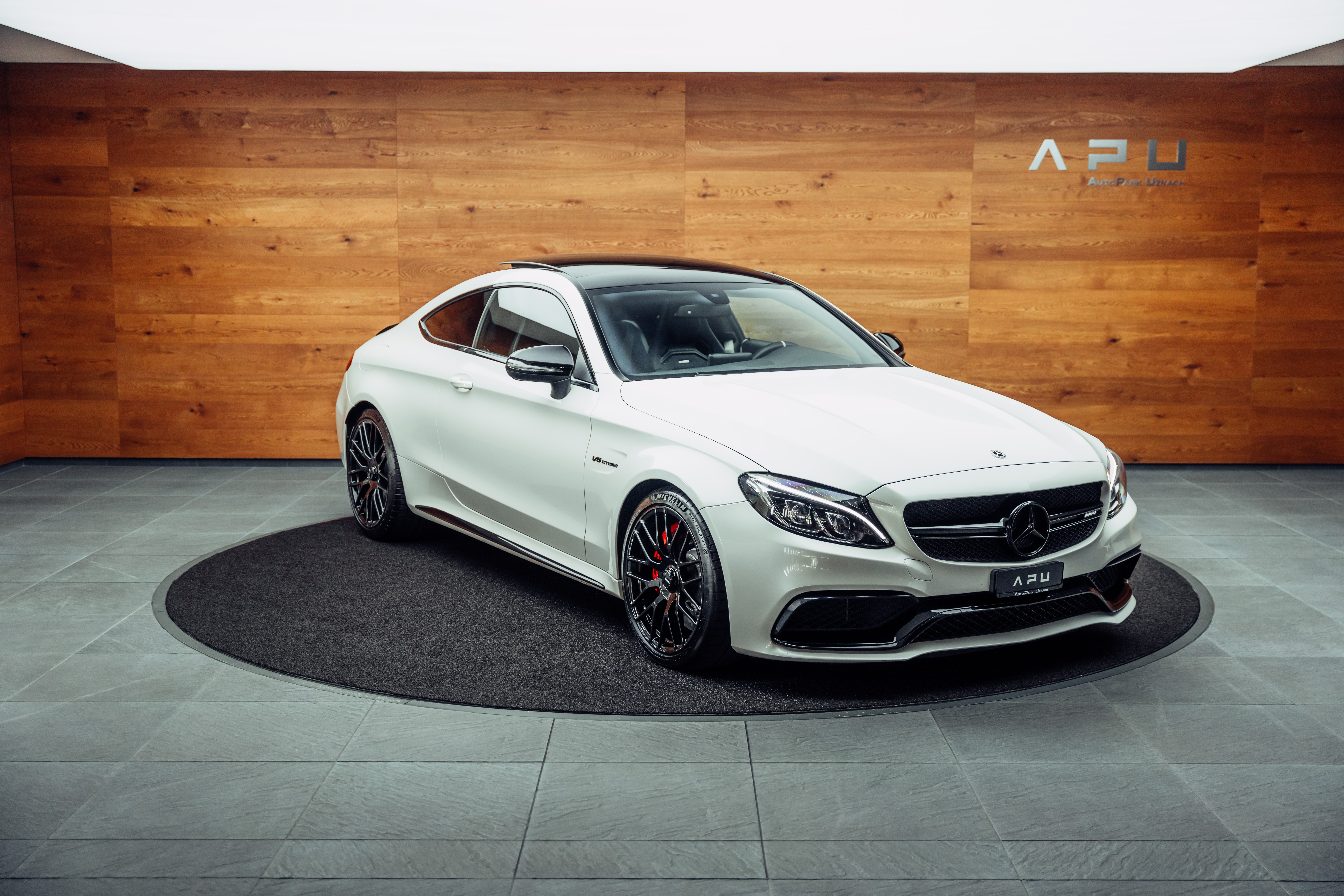 MERCEDES-BENZ C 63 S AMG Speedshift