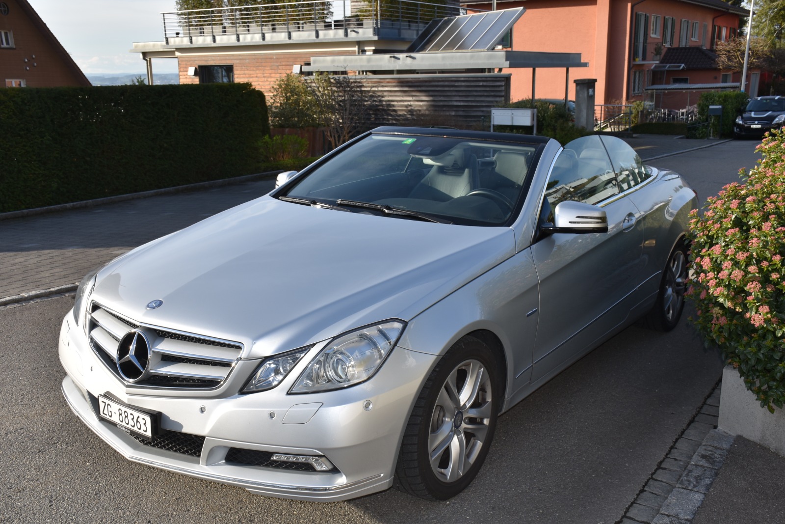 MERCEDES-BENZ E 250 CGI BlueEfficiency Automatic