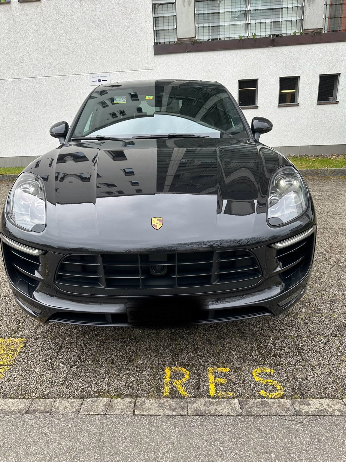 PORSCHE Macan Turbo PDK