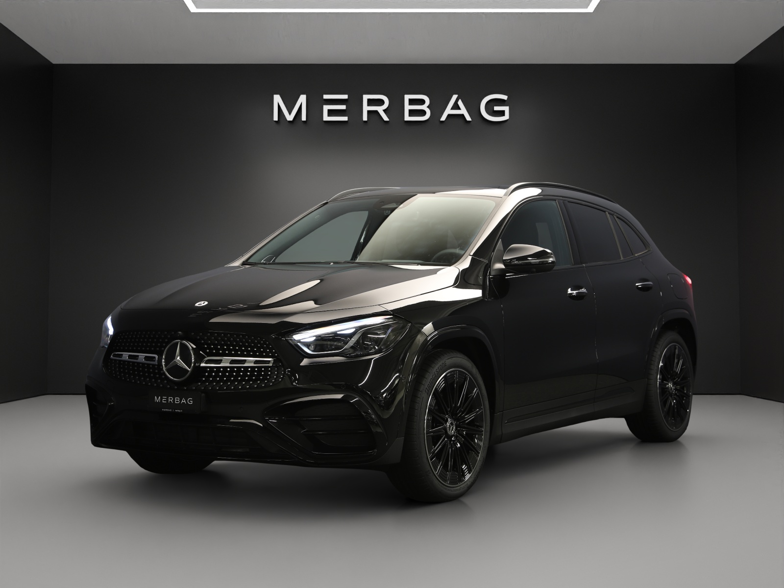 MERCEDES-BENZ GLA 220d 4Matic 8G-DCT Swiss Star