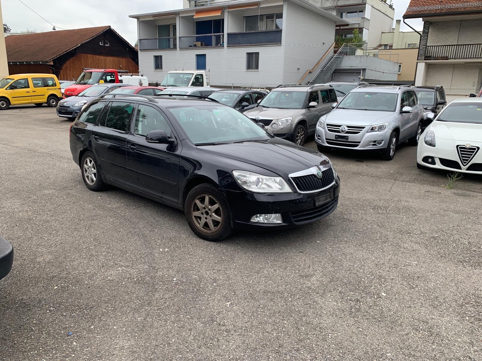 SKODA Octavia Combi 2.0 TDI Elegance DSG