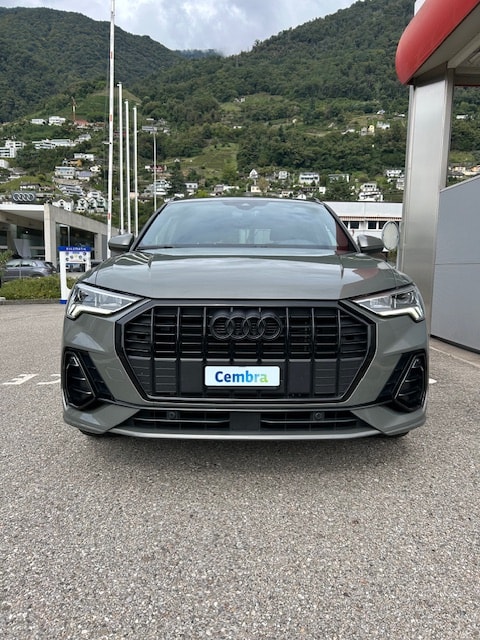 AUDI Q3 35 TFSI S line Attraction S-tronic