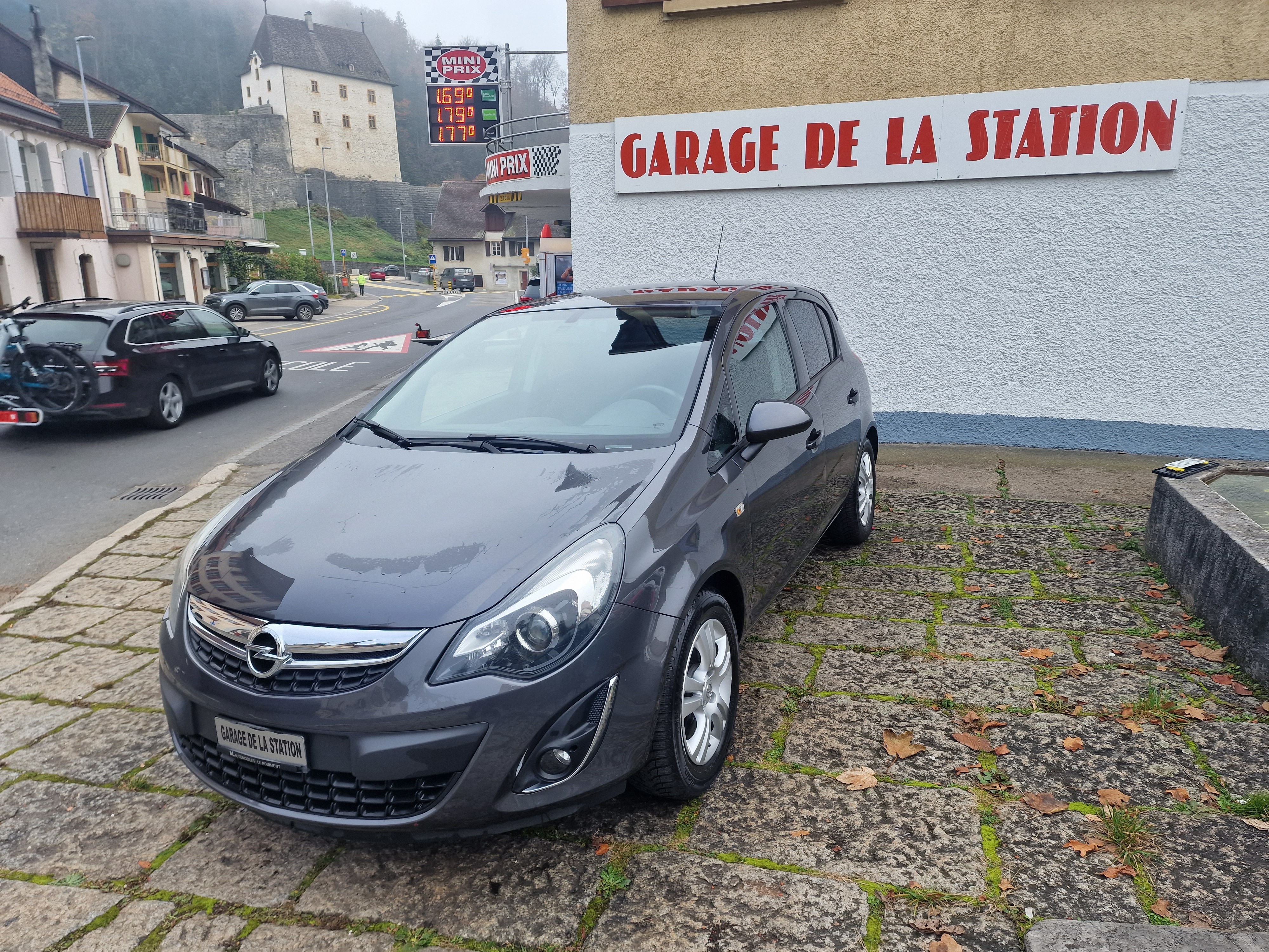 OPEL Corsa 1.4 TP Enjoy