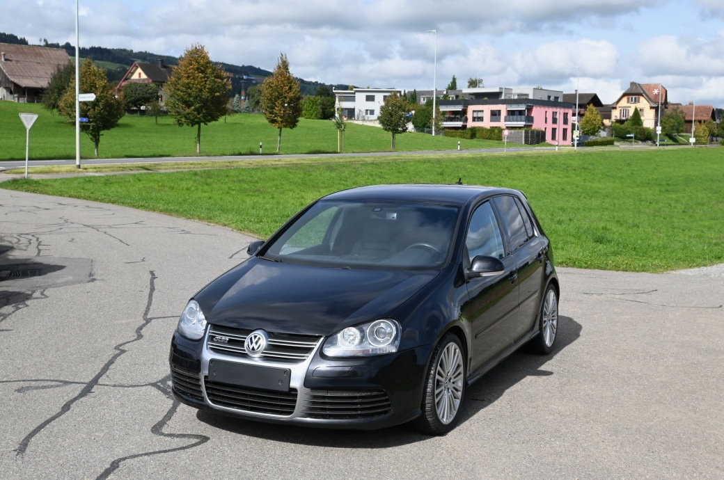 VW Golf R32 4Motion