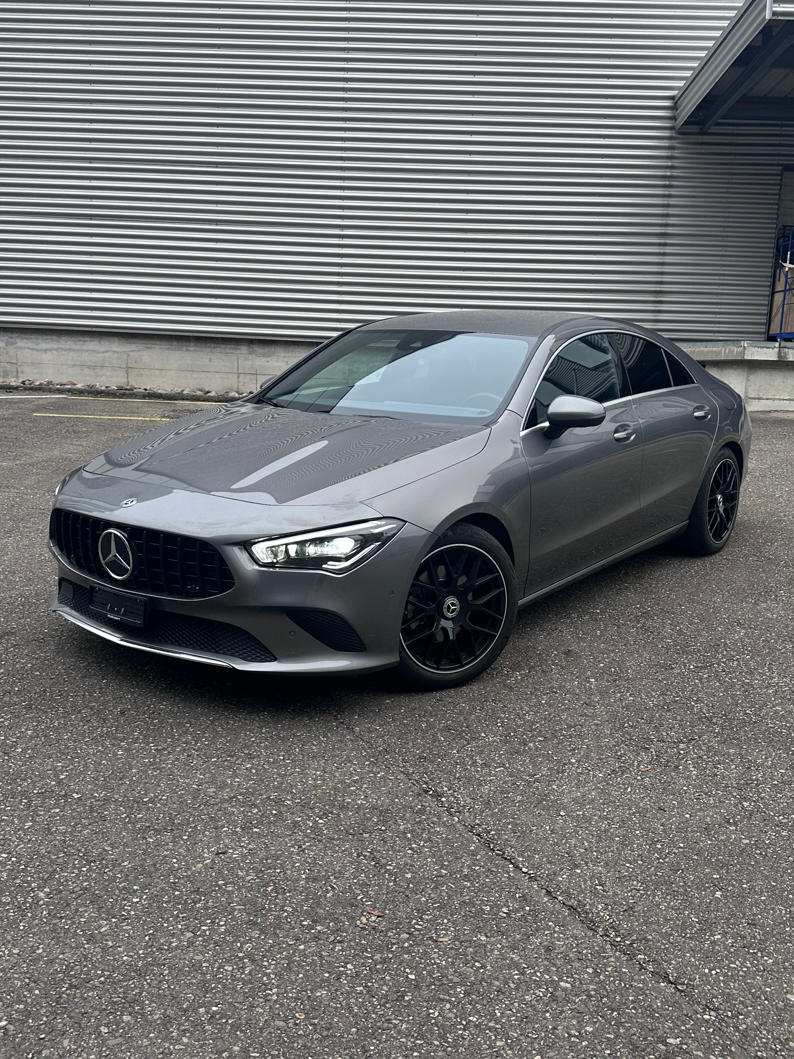 MERCEDES-BENZ CLA 200 AMG Line 7G-DCT