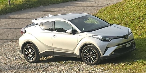 TOYOTA C-HR 1.8 HSD Trend CVT