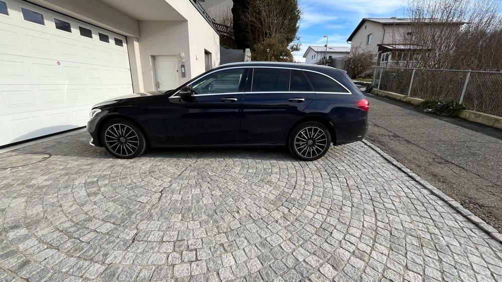 MERCEDES-BENZ C 400 Exclusive 4Matic 9G-Tronic