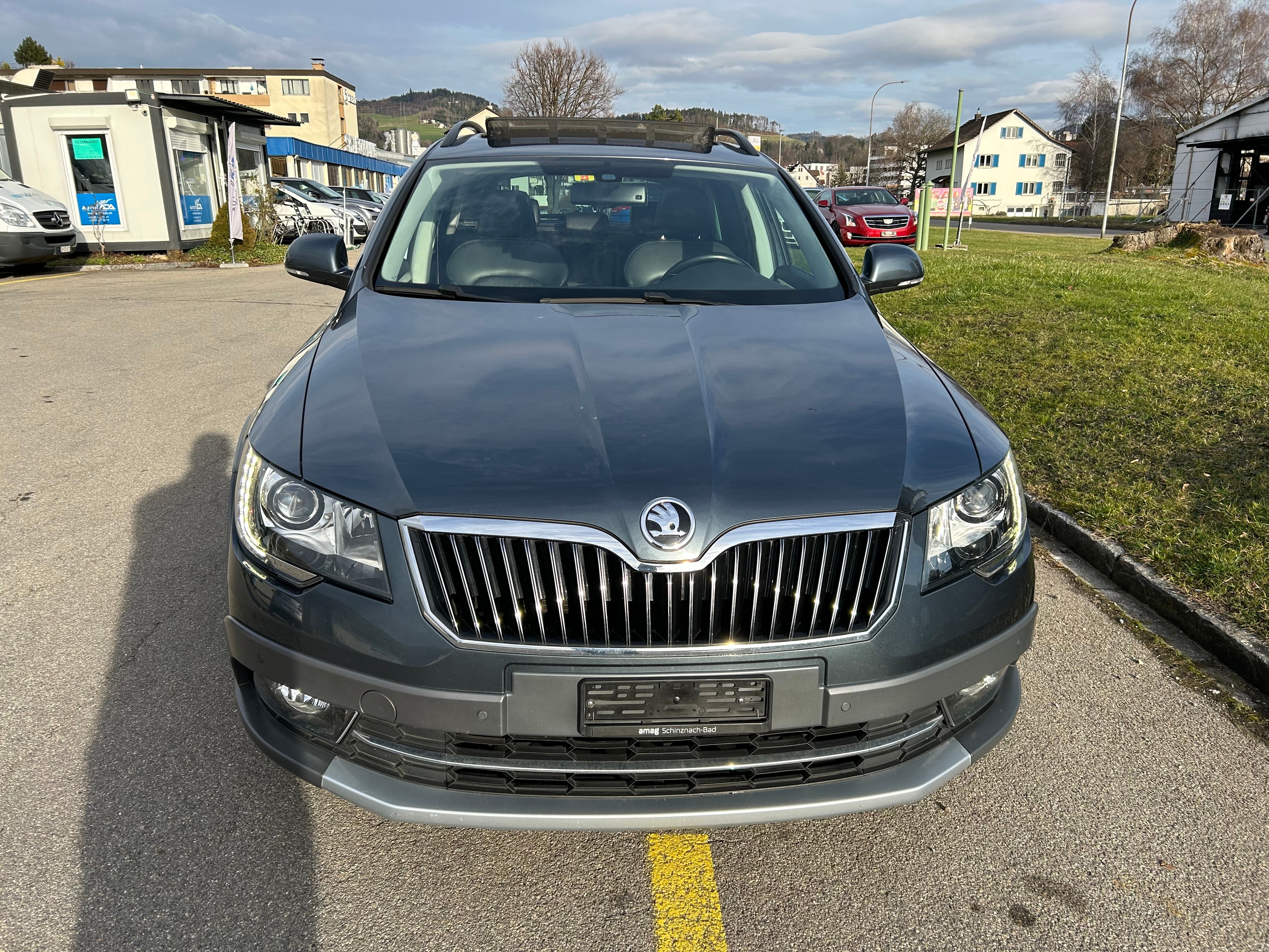 SKODA Superb Combi 2.0 TDi Business 4x4 DSG