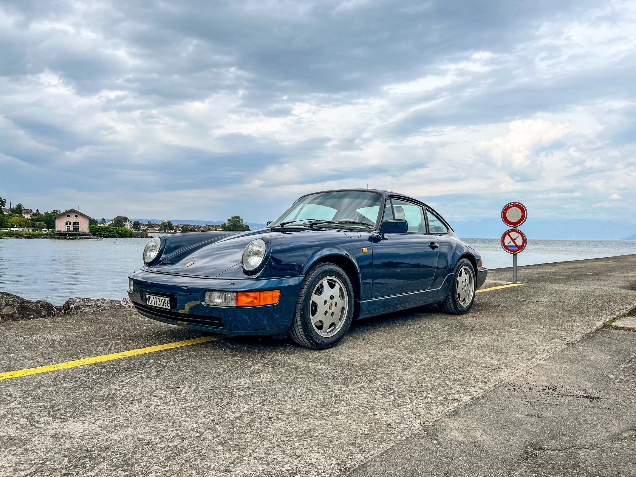 PORSCHE 911 964 Carrera 4