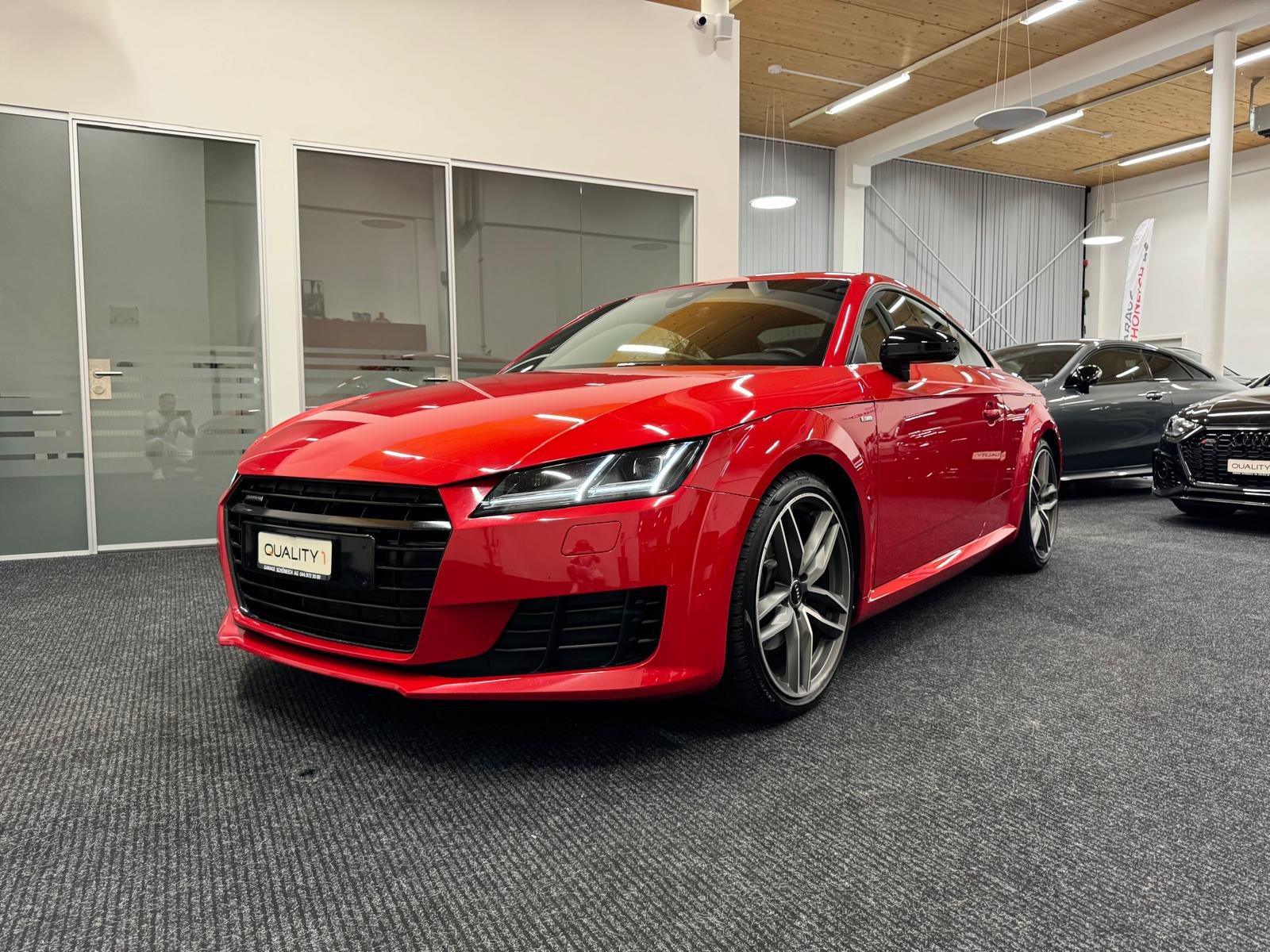 AUDI TT Coupé S -Line / 2.0 TFSI quattro S-tronic