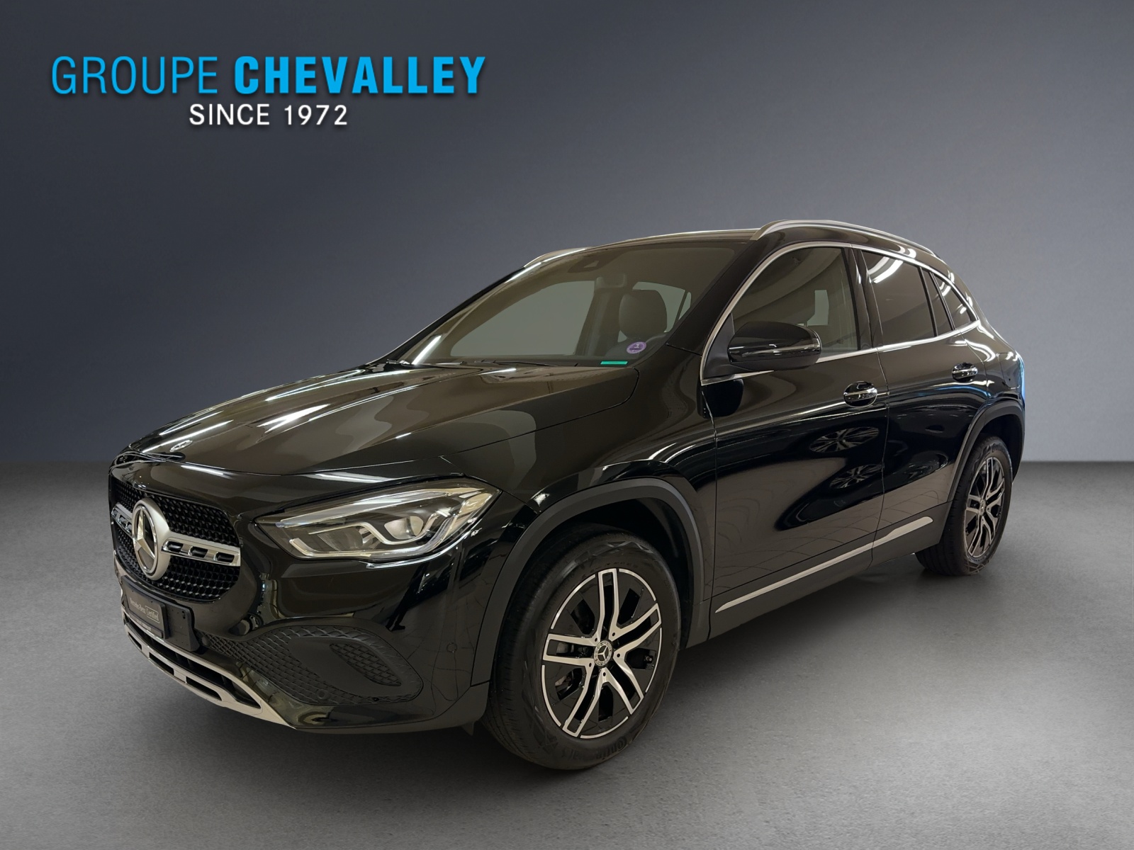 MERCEDES-BENZ GLA 200 Progressive