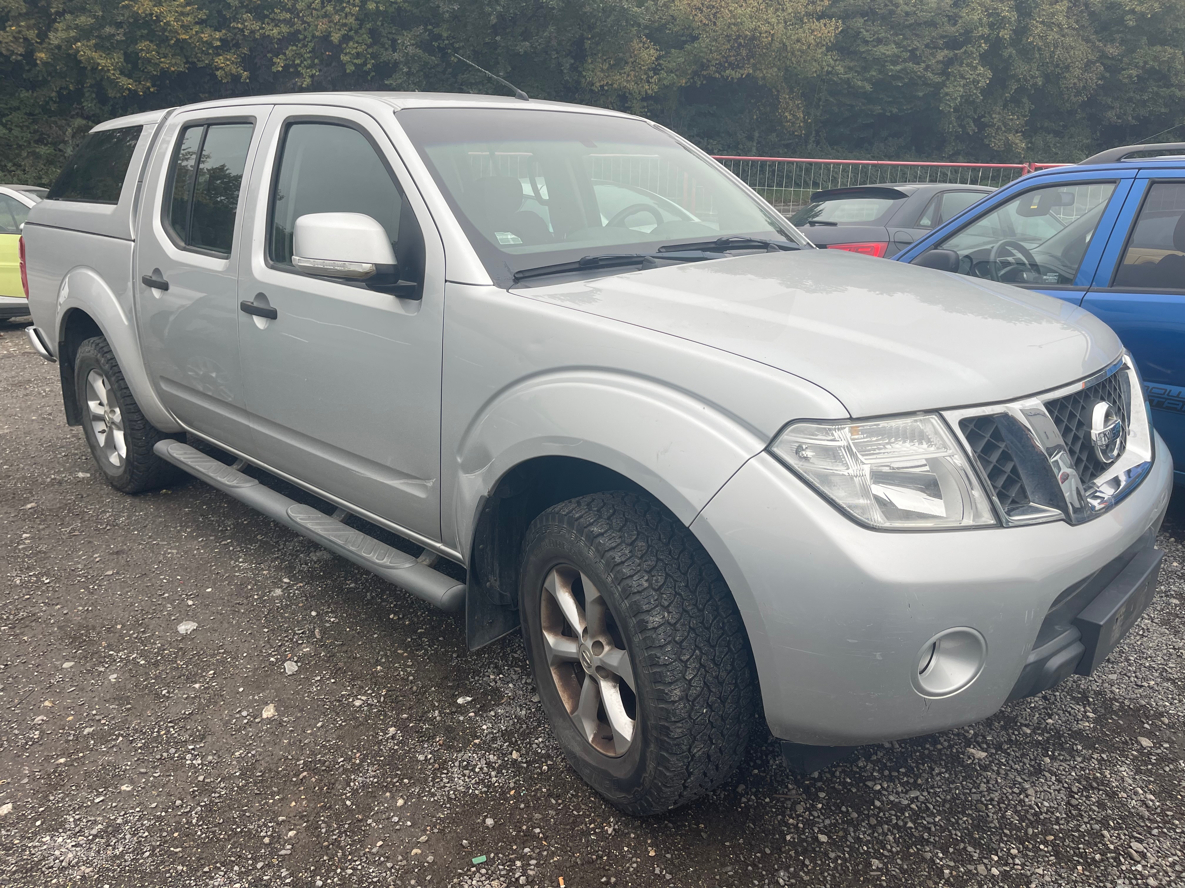 NISSAN Navara Double Cab XE 2.5 dCi 4WD LB