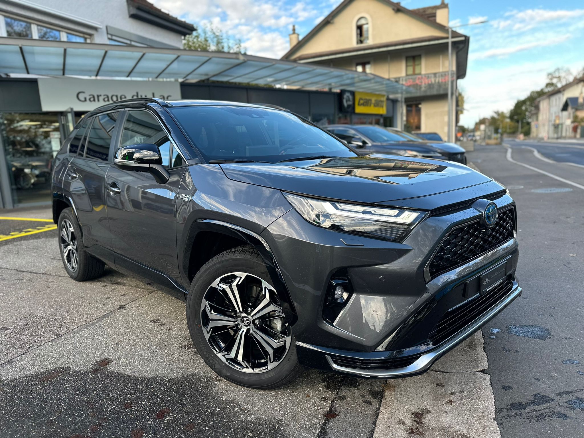 TOYOTA RAV-4 2.5 PHEV Platinum e-CVT 4WD