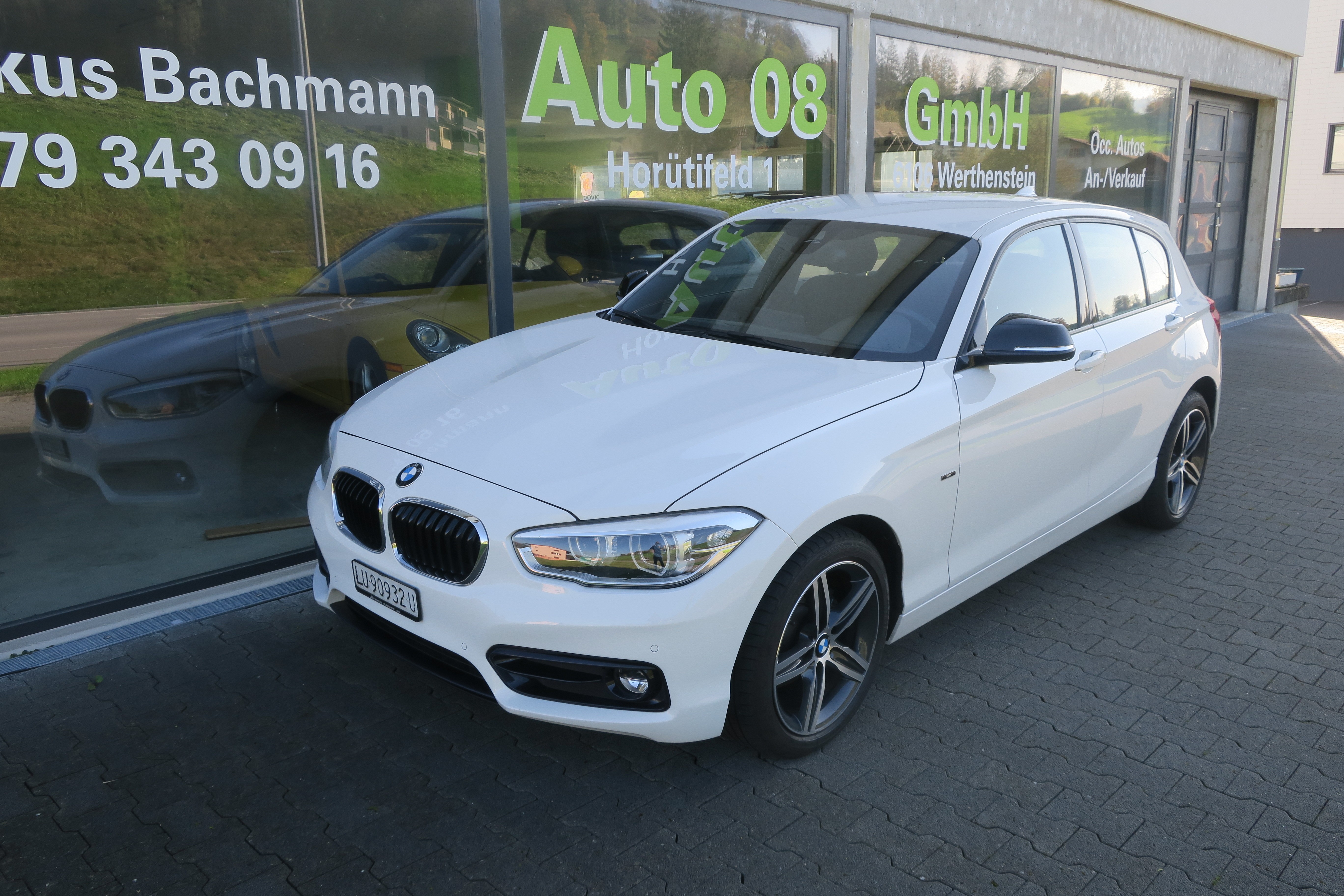 BMW 118i Sport Line Steptronic