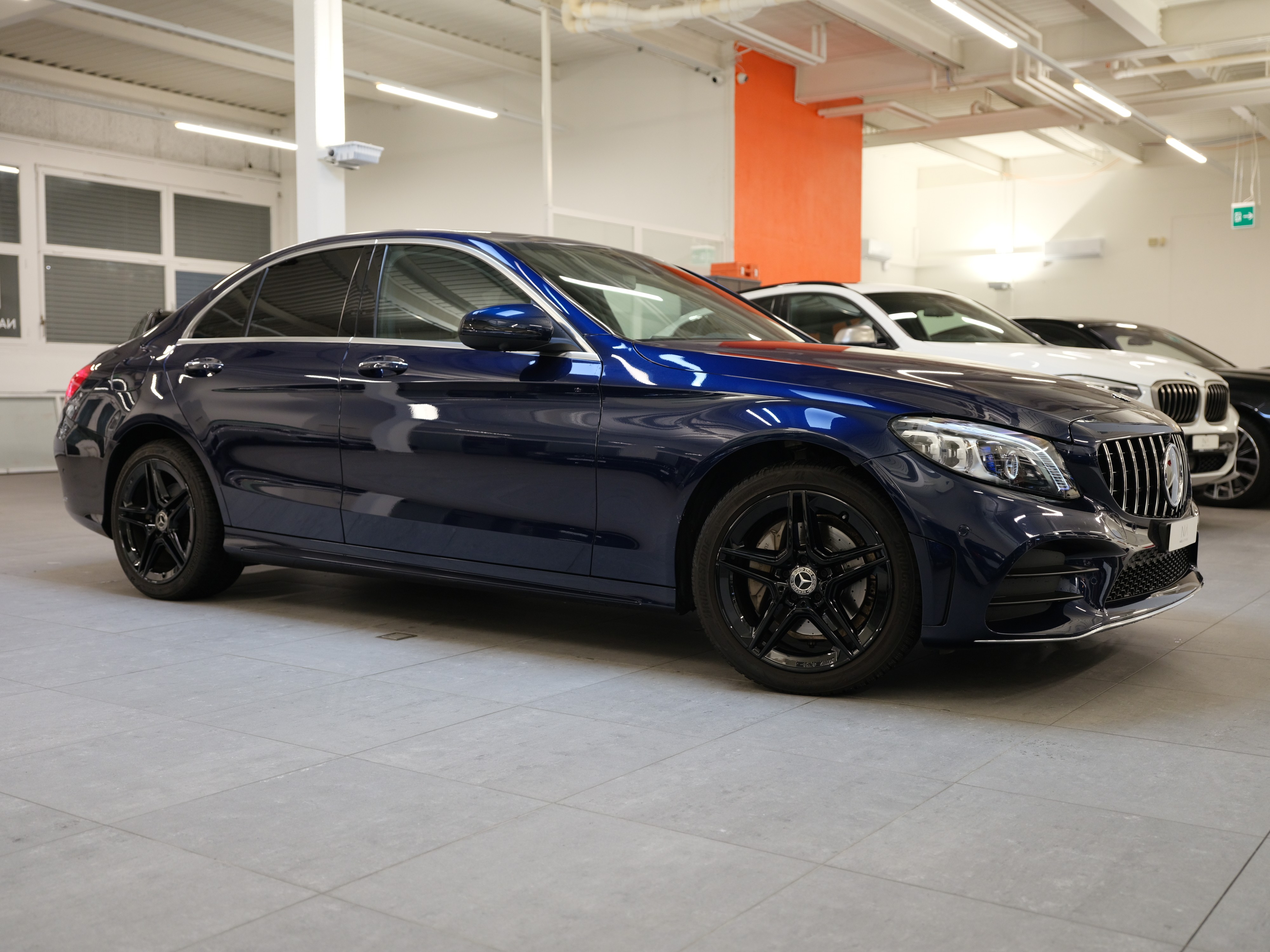 MERCEDES-BENZ C 220 d Swiss Star AMG Line 4Matic 9G-Tronic