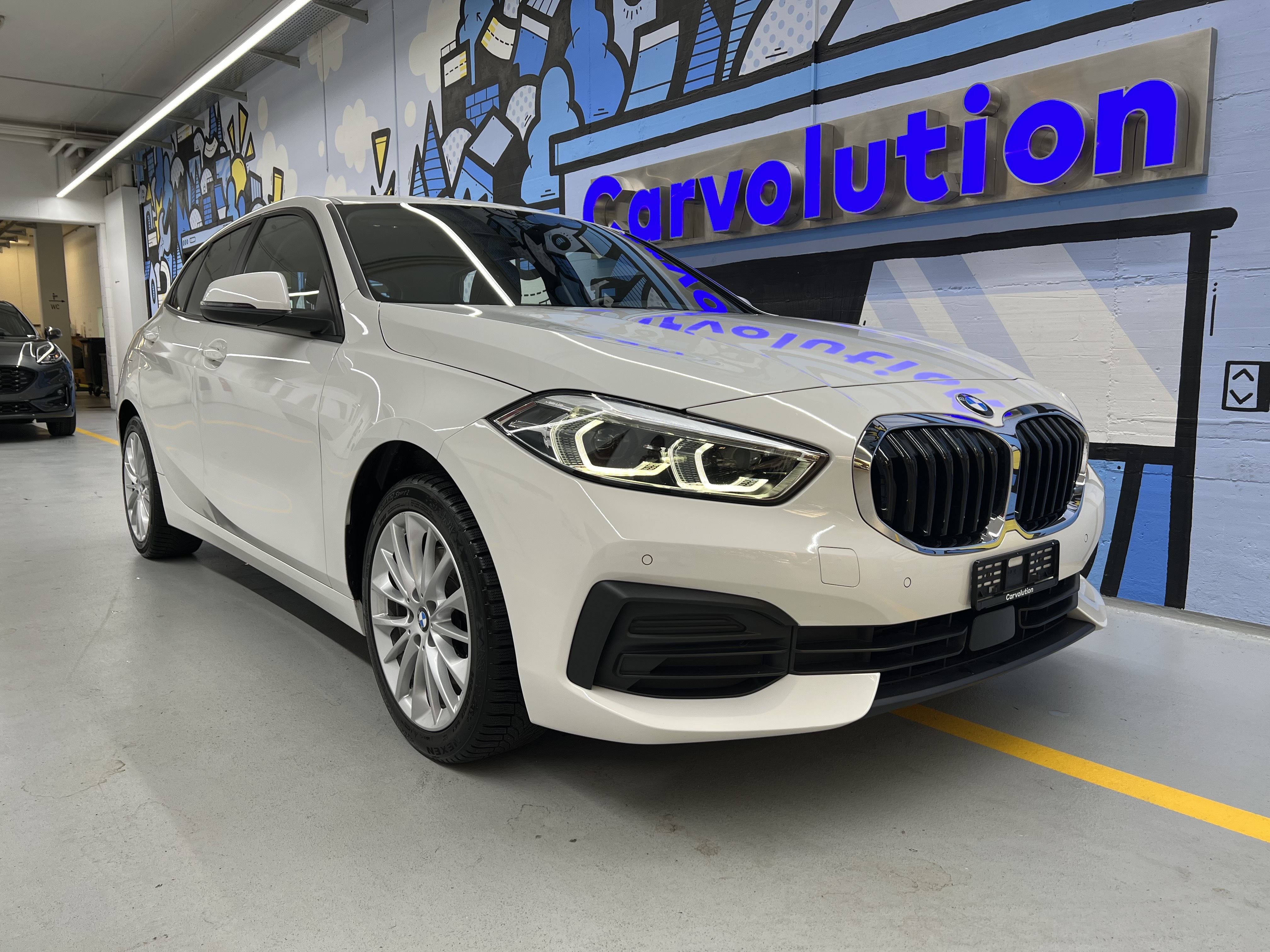 BMW 118i Steptronic Essential Edition