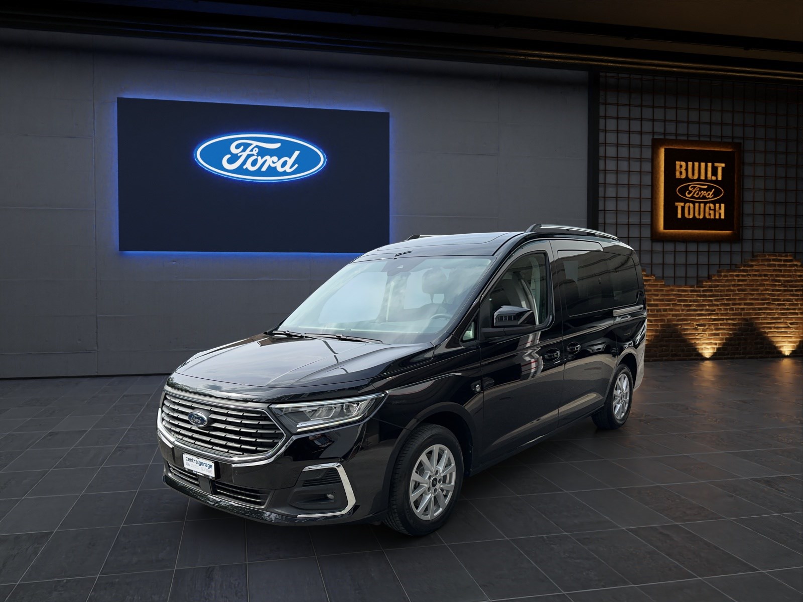 FORD Tourneo Grand Connect 1.5i EcoBoost 114 PS Titanium AUTOMAT