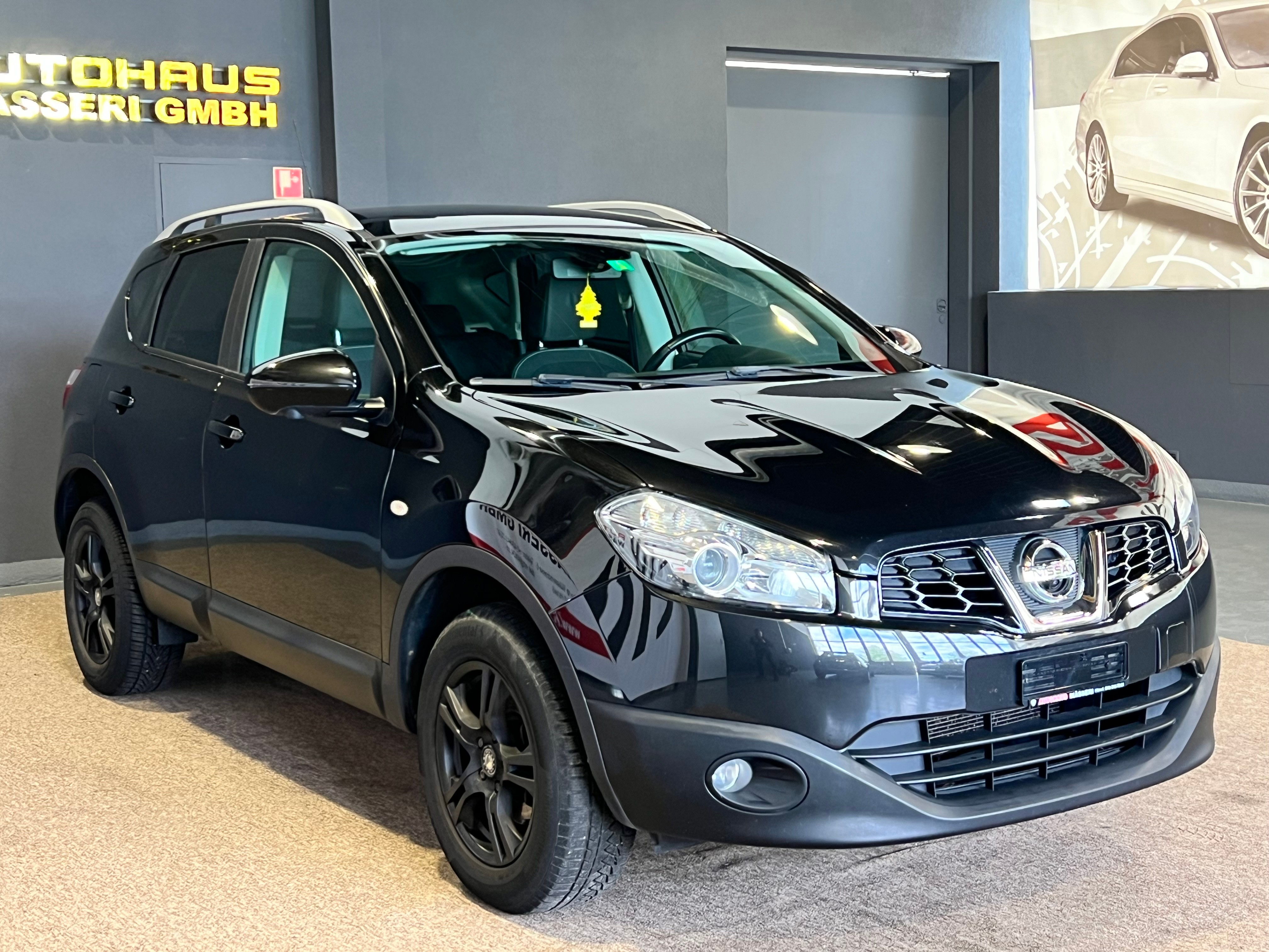 NISSAN Qashqai 1.6 i-Way