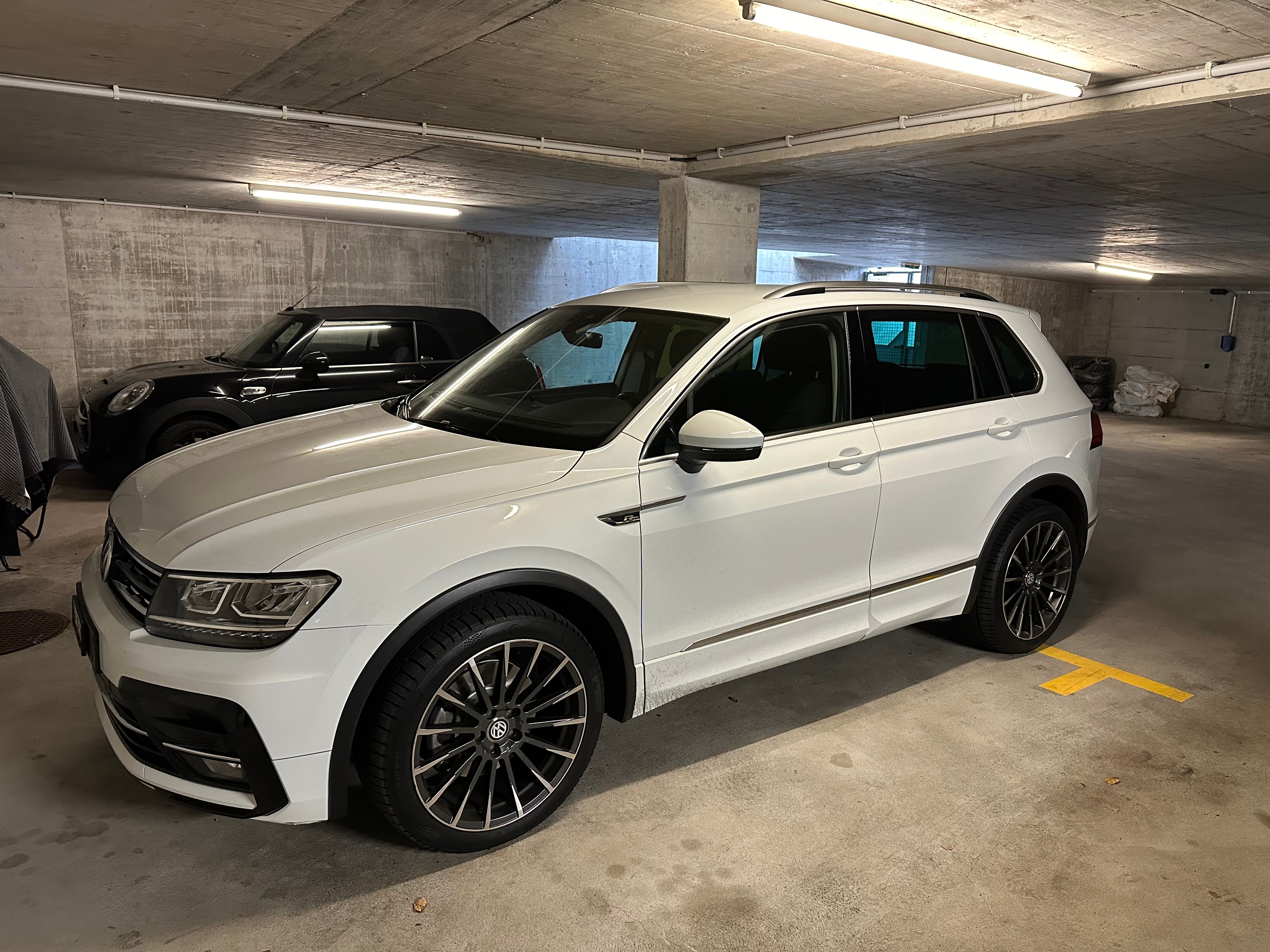 VW Tiguan 2.0 R-Line 4Motion DSG