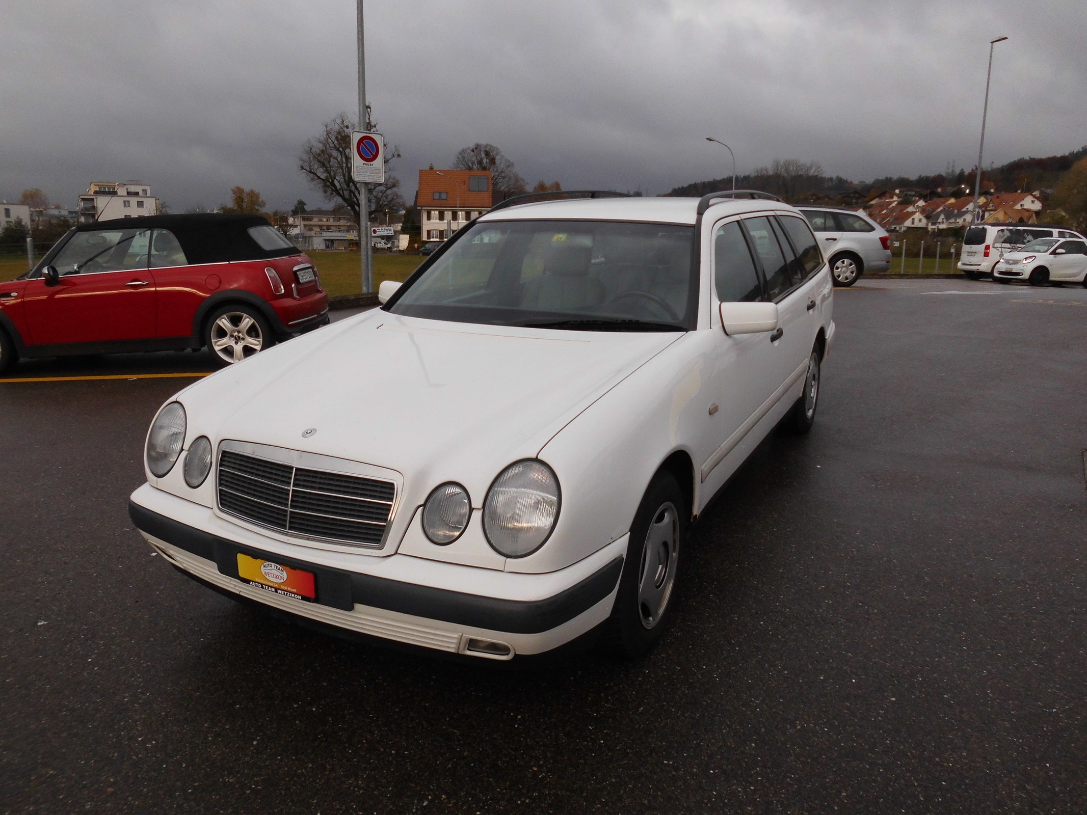 MERCEDES-BENZ E 220 CDI Classic