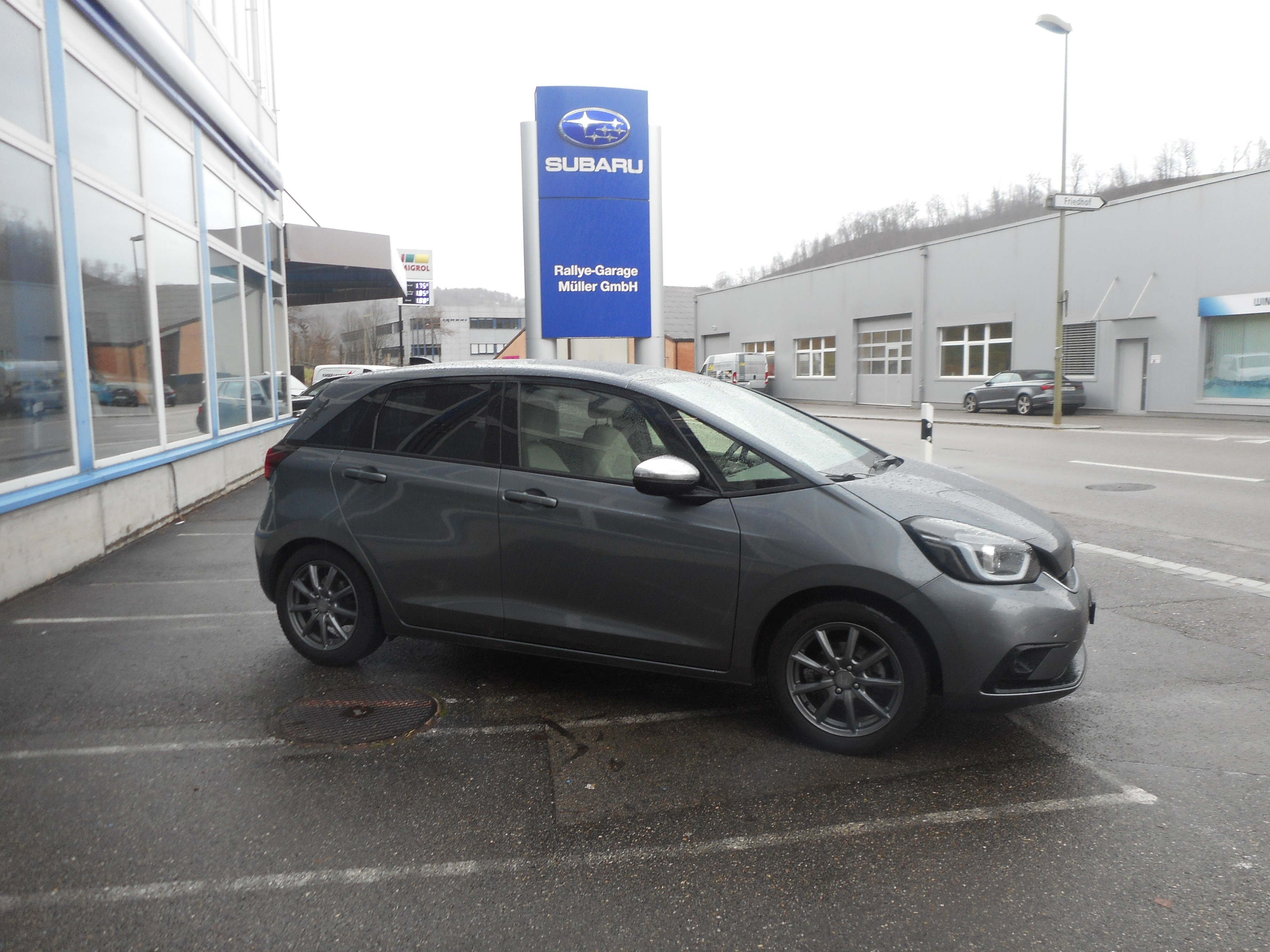 HONDA Jazz 1.5i-MMD Executive E-CVT