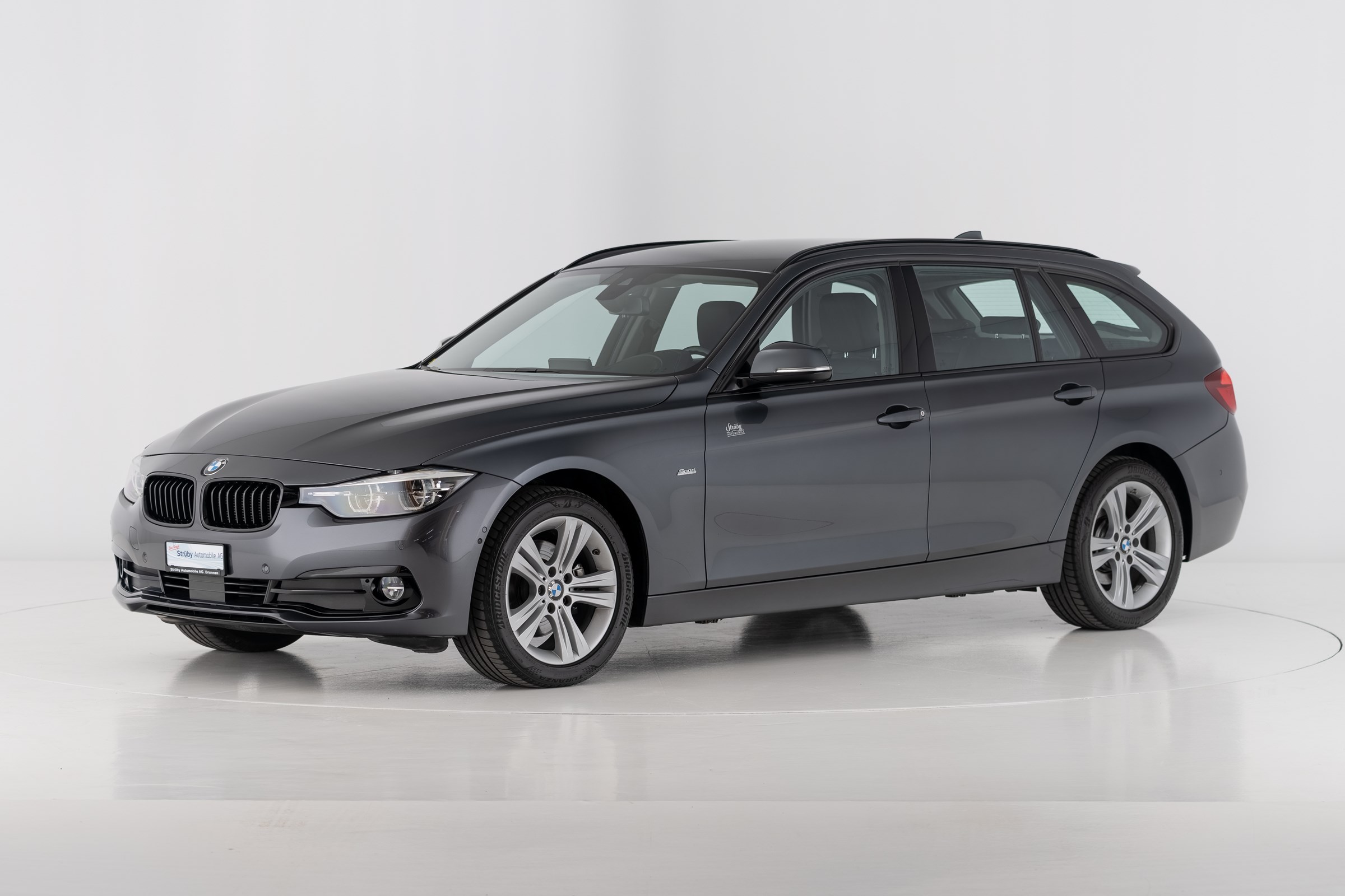 BMW 320 320d xDrive Touring Edition Sport Line Shadow