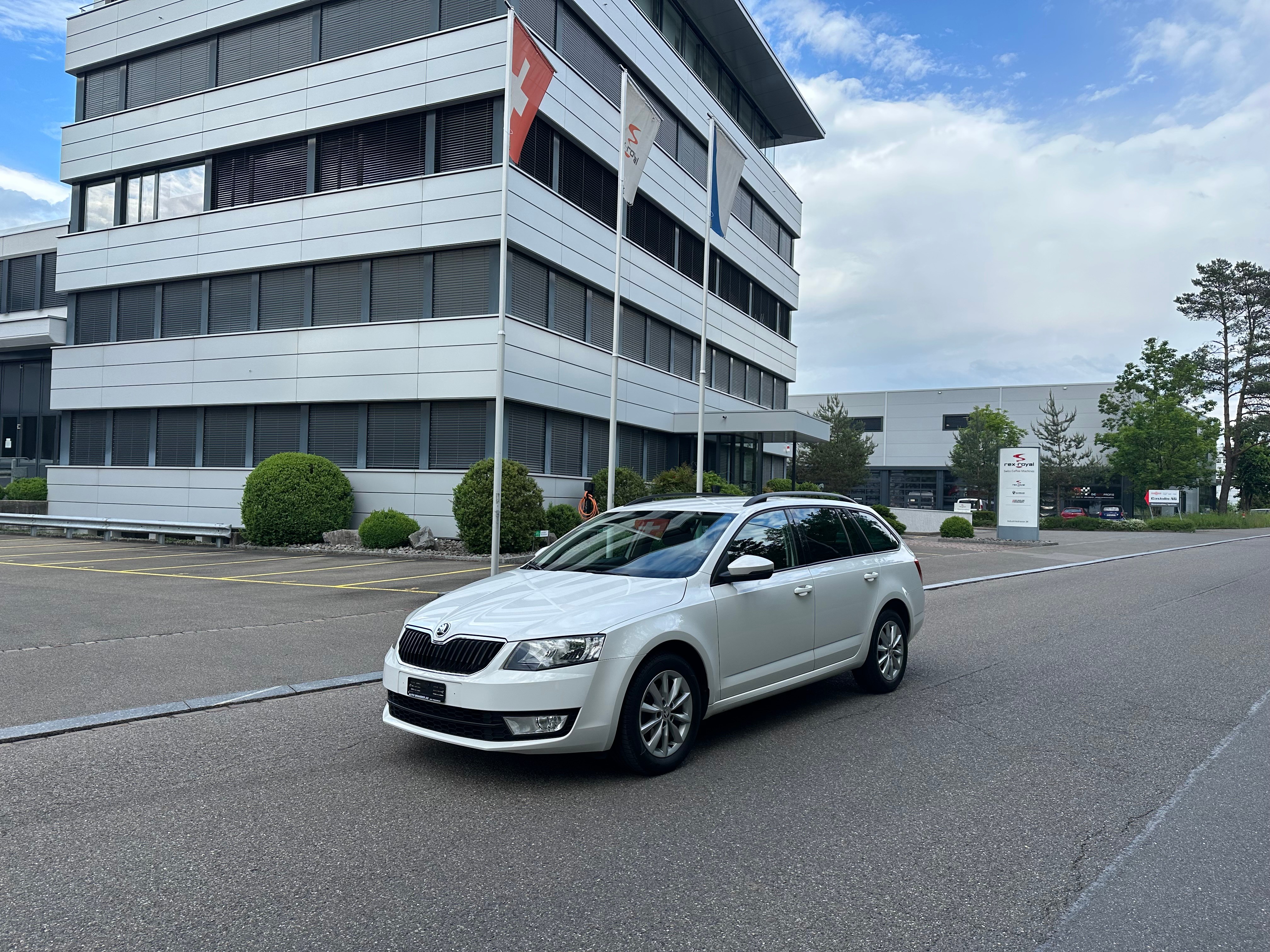 SKODA Octavia Combi 1.4 TSI Ambition