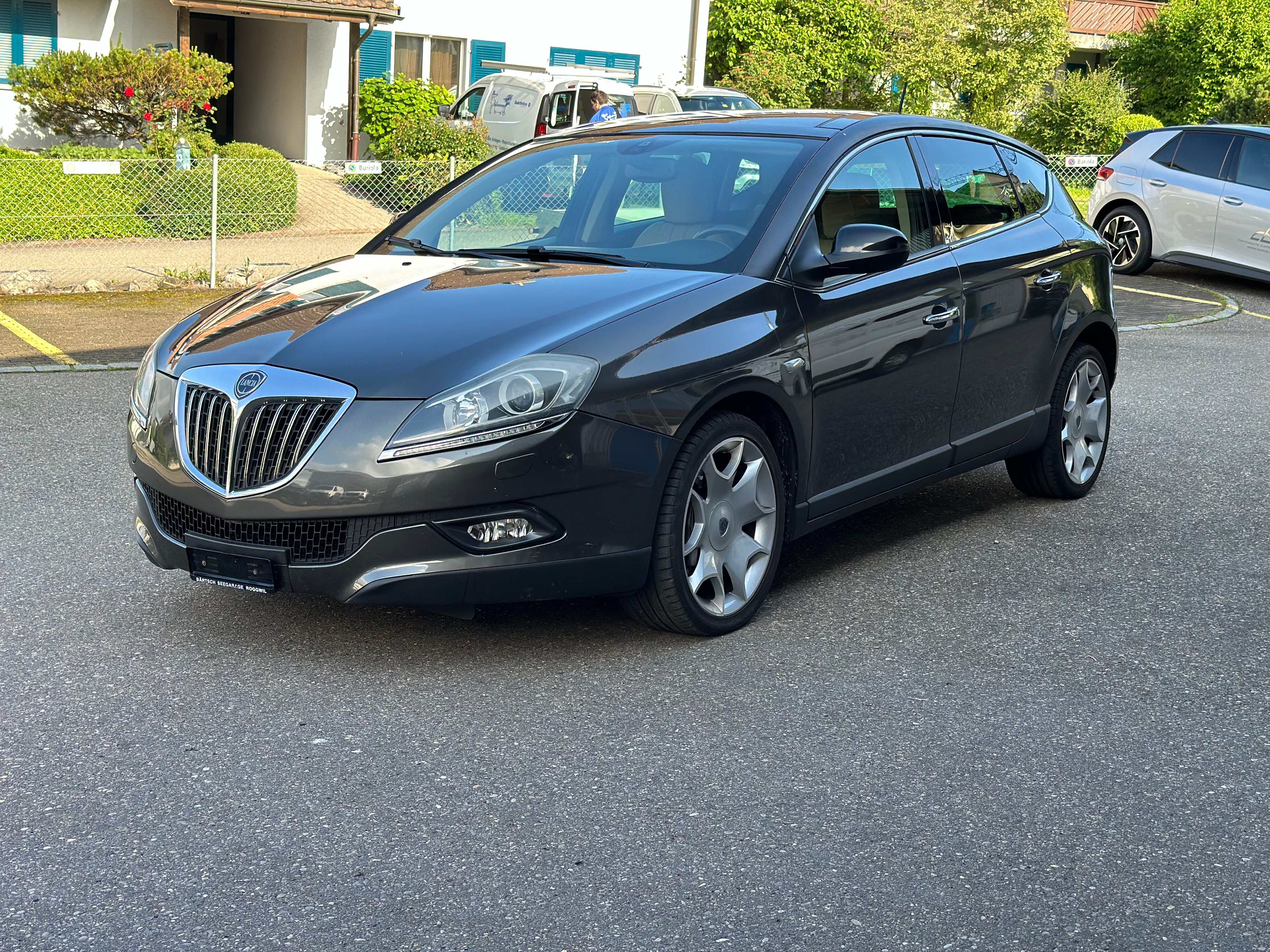 LANCIA Delta 1.8 Turbo-Jet Executive Sportronic